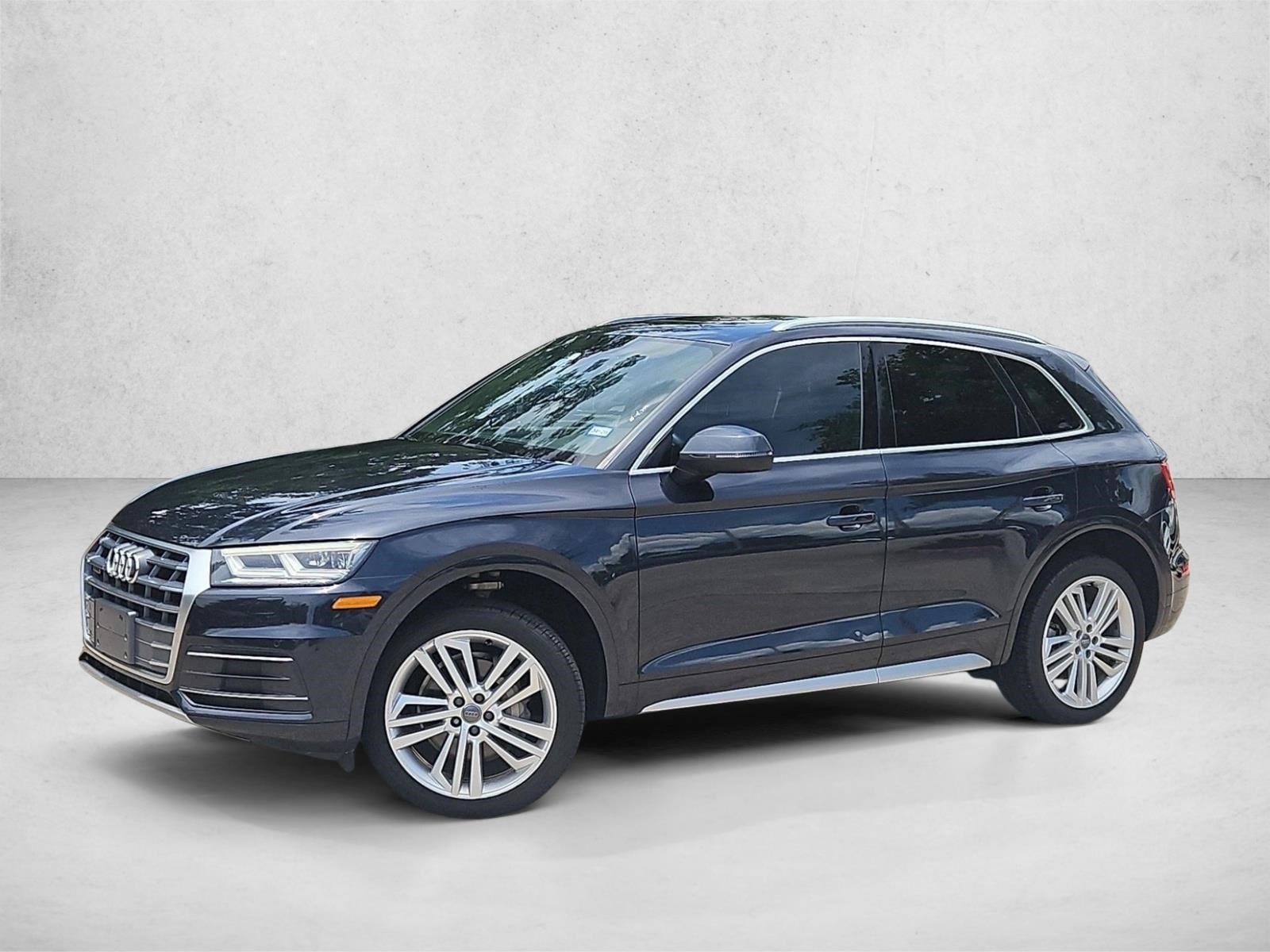 2018 Audi Q5 2.0T quattro S tronic Premium Plus's photo