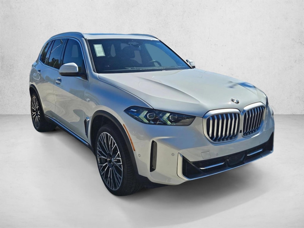New 2026 BMW X5 sDrive40i SUV