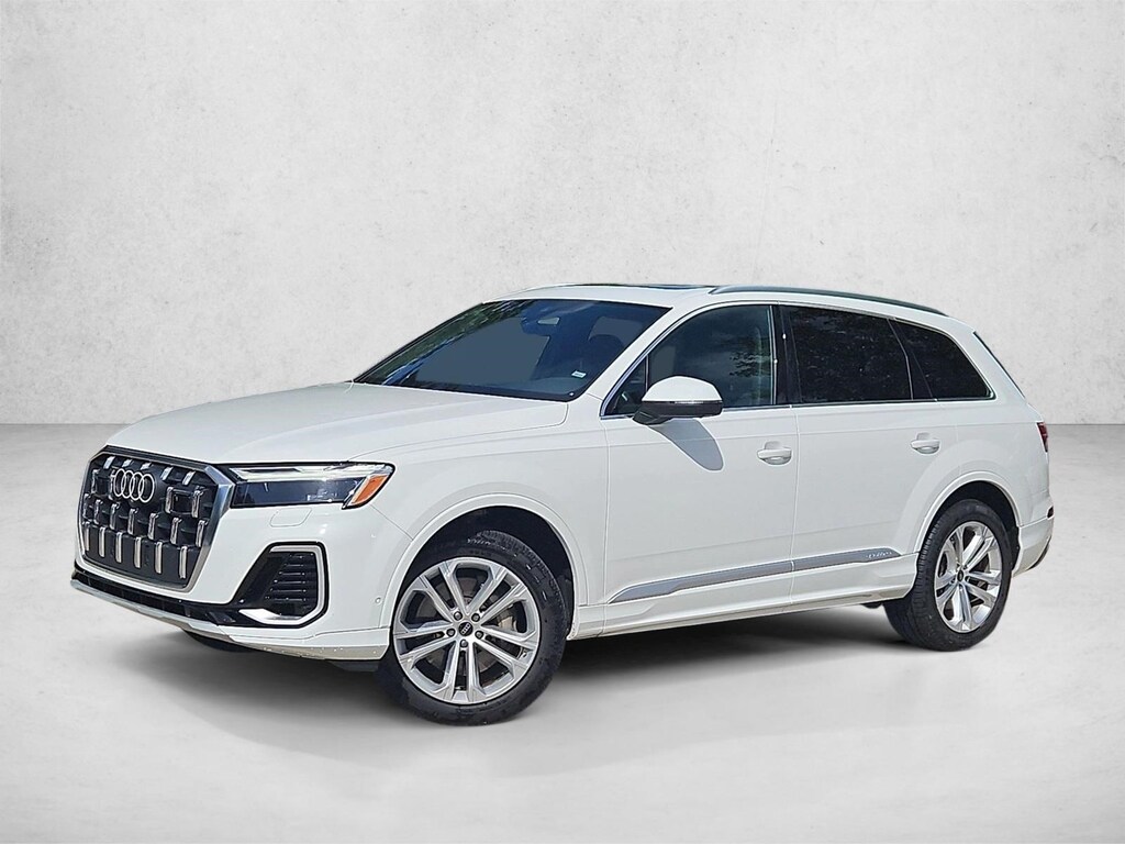 Used 2025 Audi Q7 55 Premium SUV