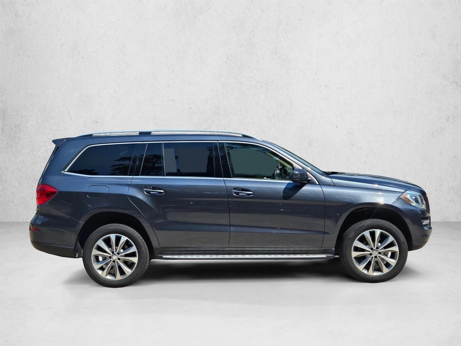 2015 Mercedes Benz GL 350 BlueTEC photo 4