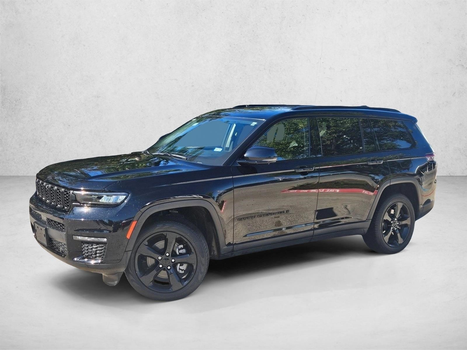 2023 Jeep Grand Cherokee L Limited's photo