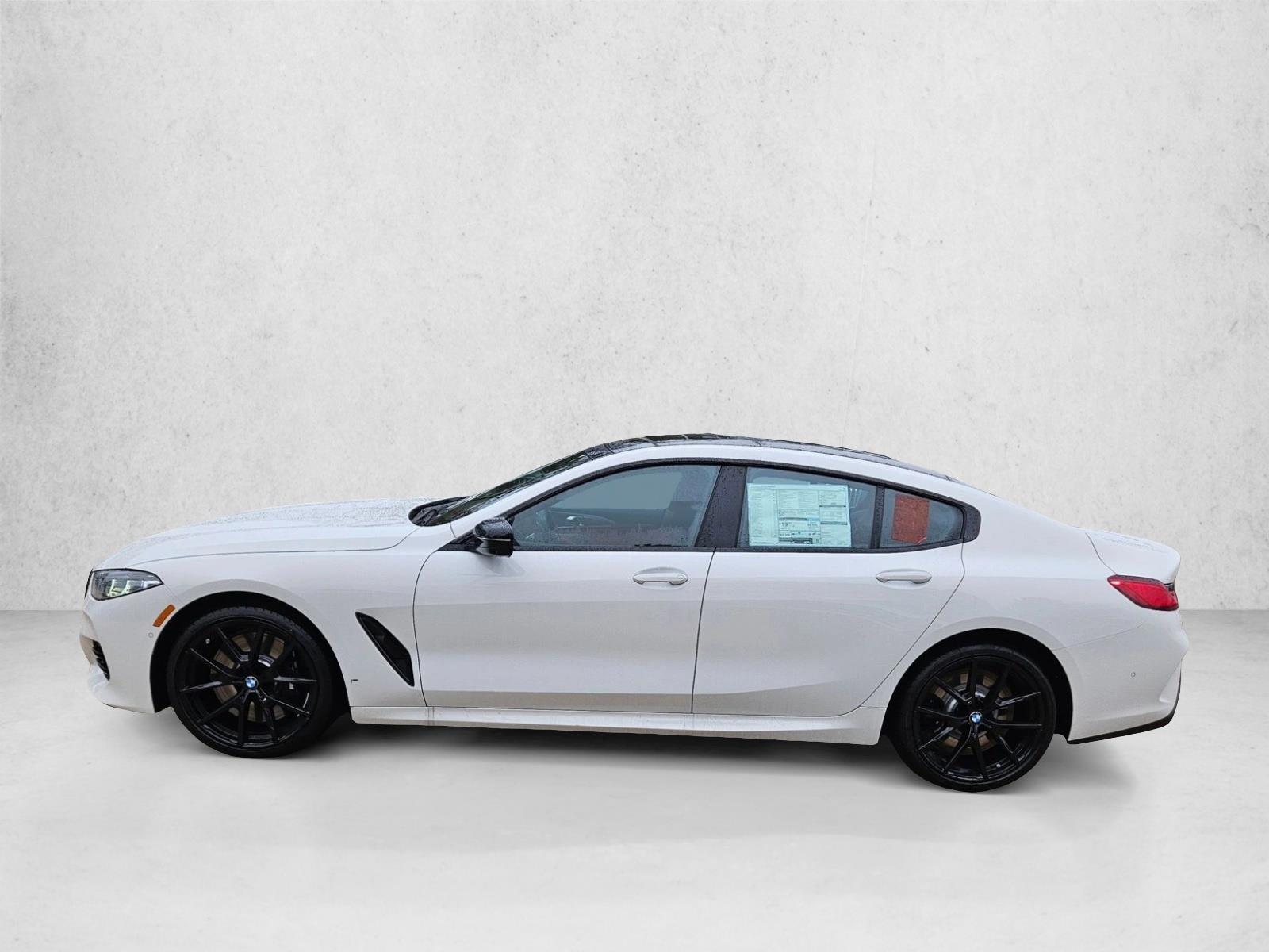 2026 BMW 8 Series M850i - Photo 8