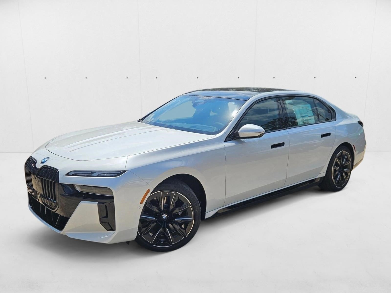 2026 BMW i7 50's photo