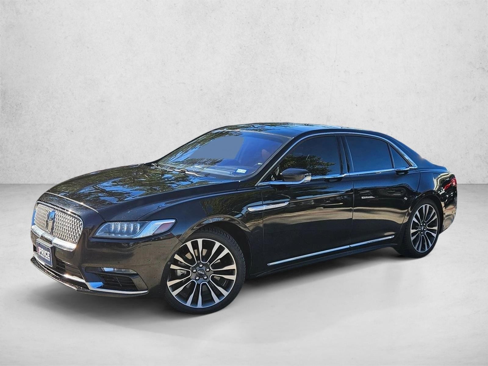 2020 Lincoln Continental Reserve's photo