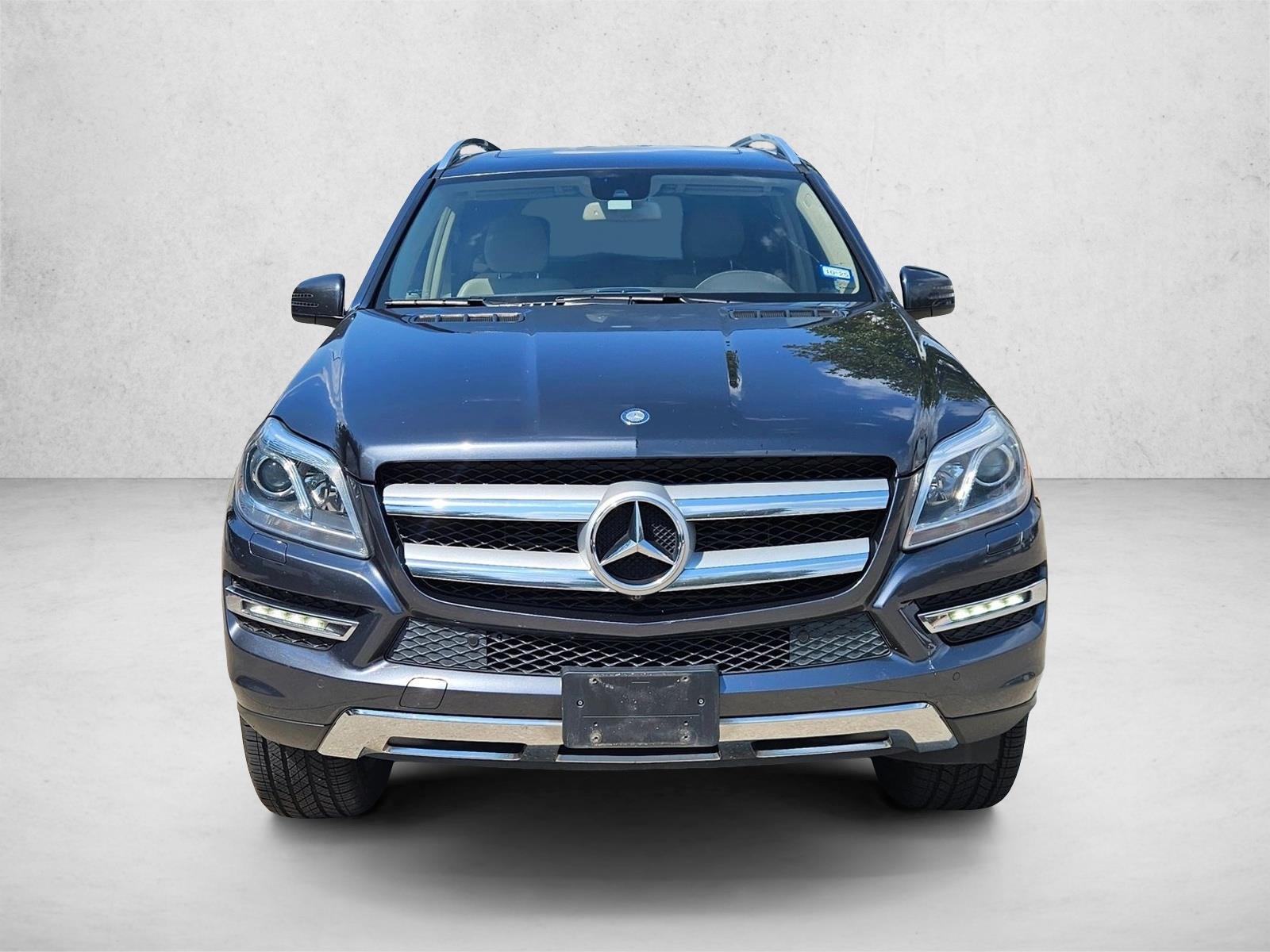2015 Mercedes Benz GL 350 BlueTEC photo 2