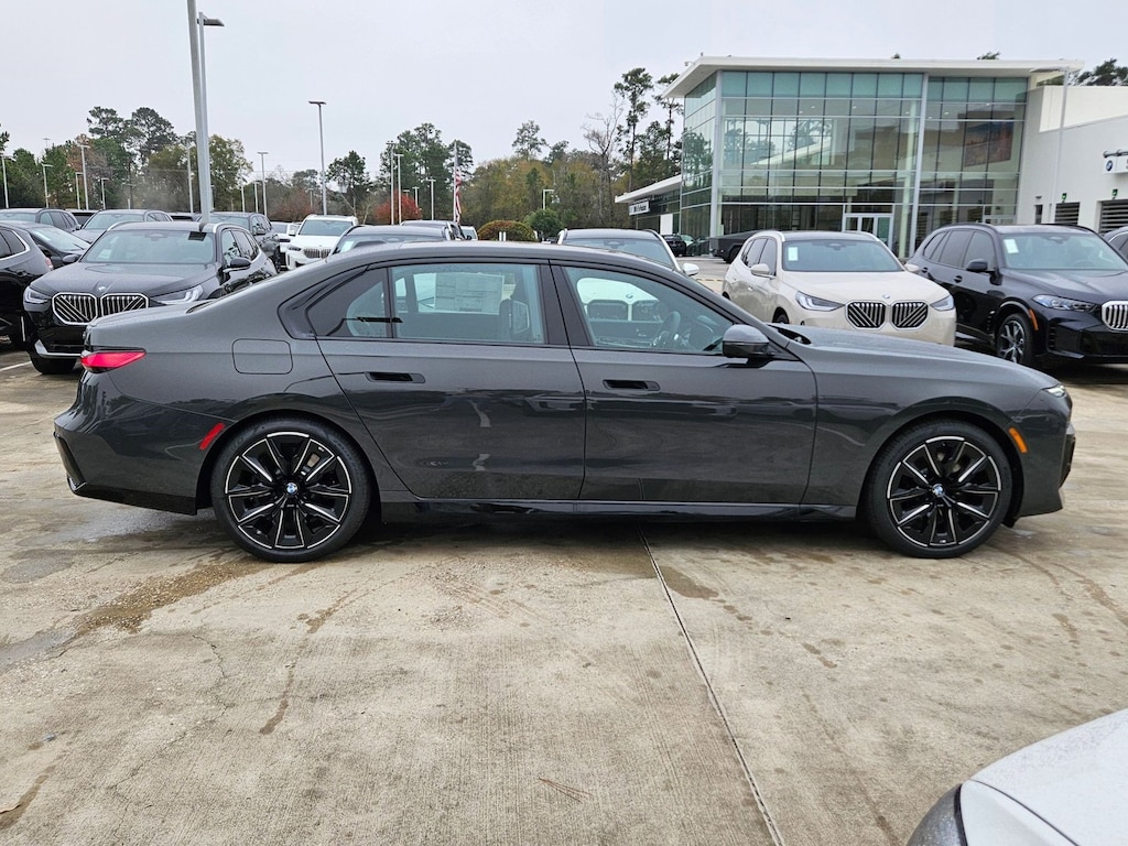 New 2026 BMW 740i Sedan