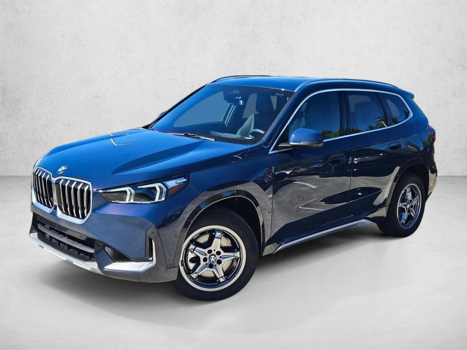 2026 BMW X1 28i's photo