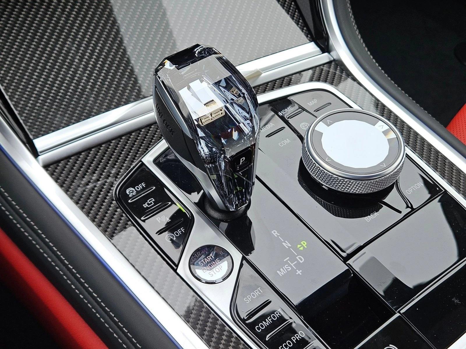 2026 BMW 8 Series M850i - Photo 14