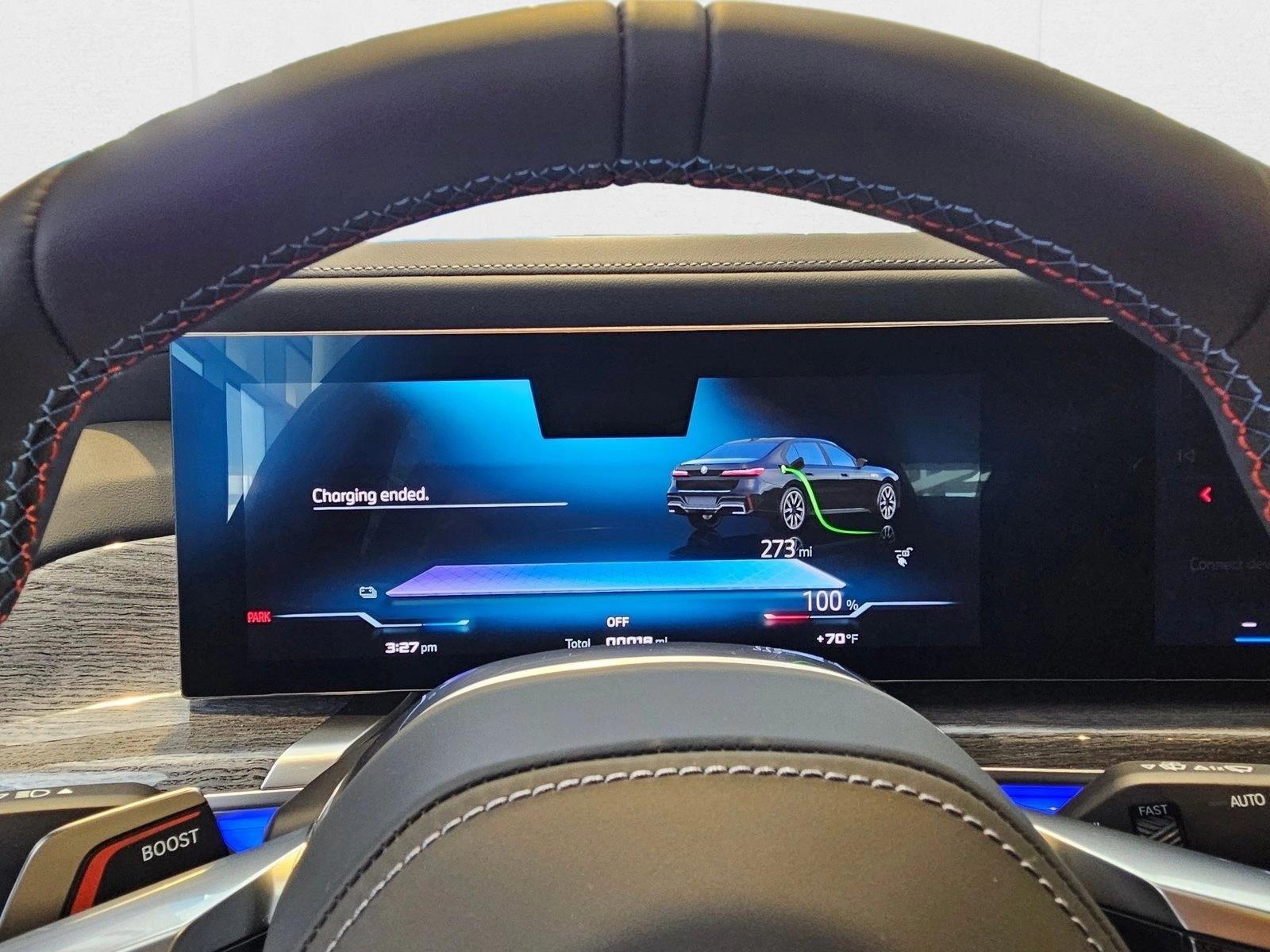 2025 BMW i7 M70 - Photo 13