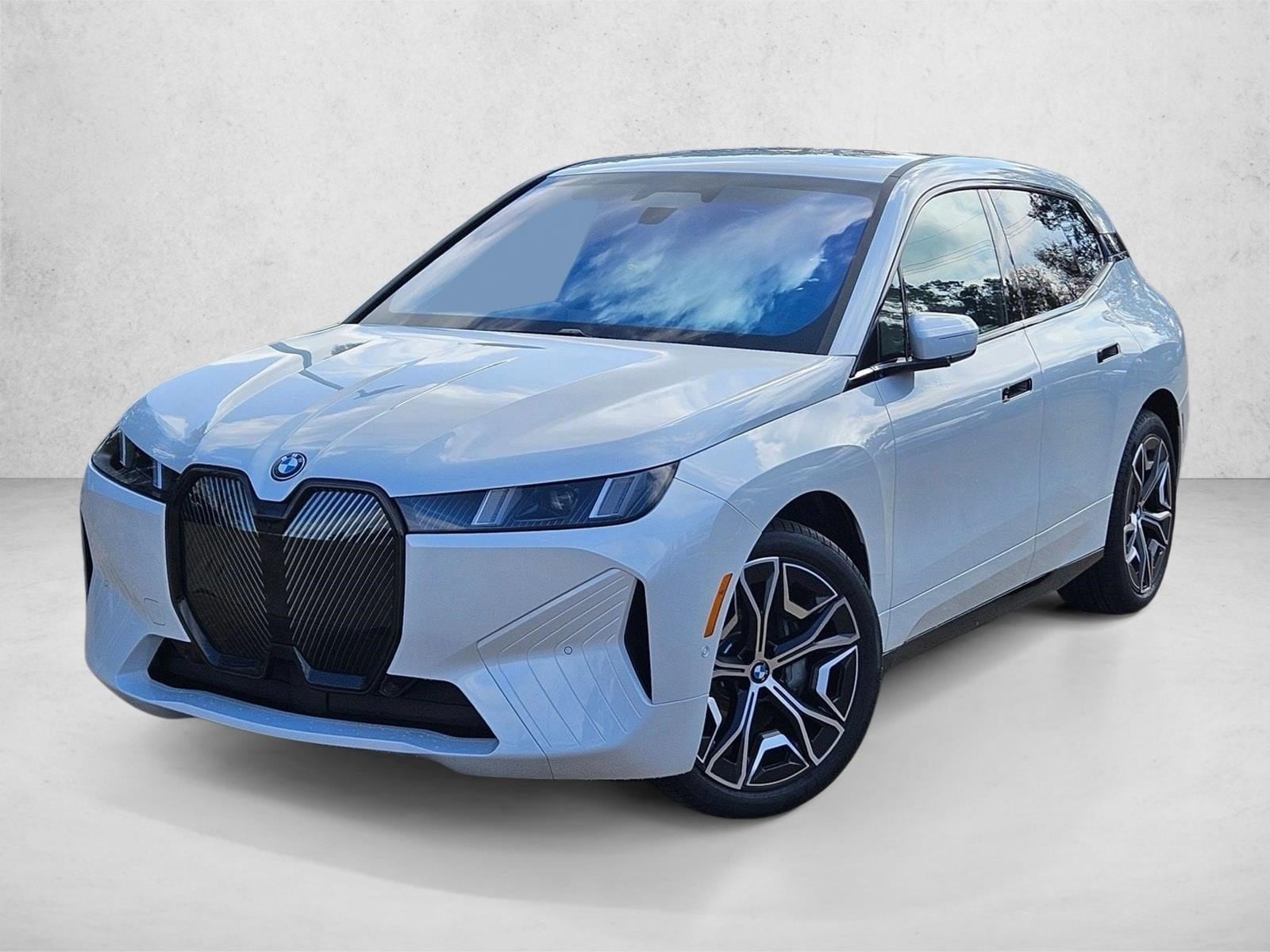 2026 BMW iX 45's photo