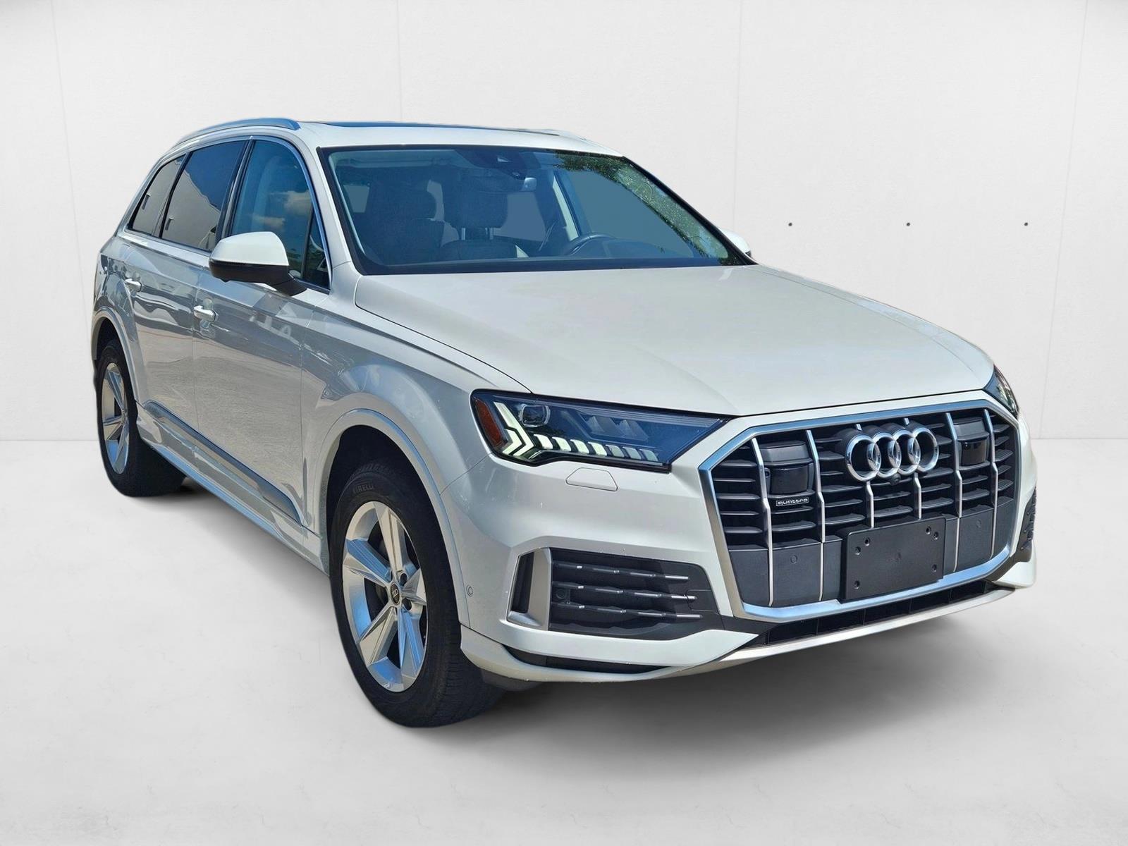 2024 Audi Q7 Premium Plus photo 3