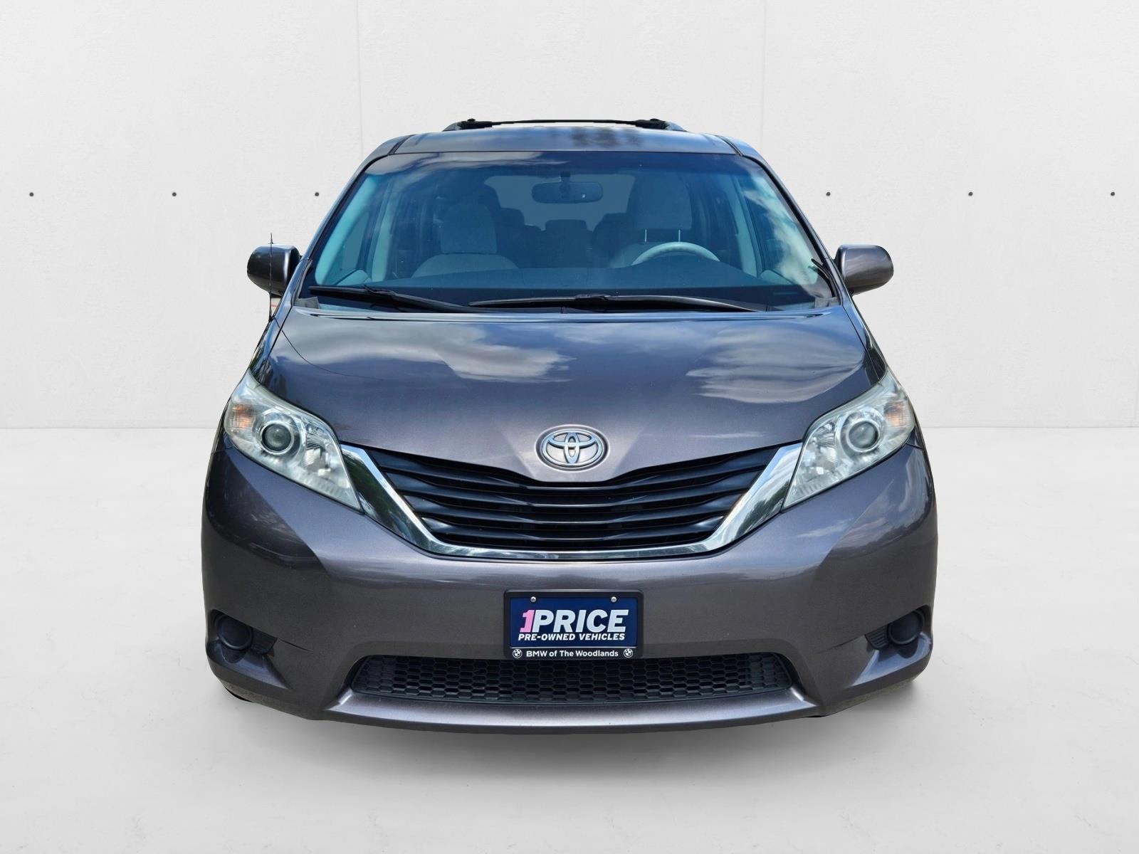 Used 2013 Toyota Sienna LE with VIN 5TDKK3DCXDS364051 for sale in The Woodlands, TX