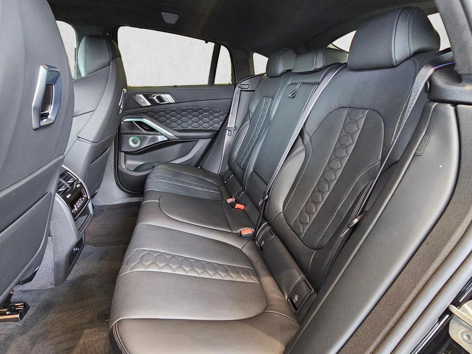 2026 BMW X6 M X6 M - Photo 16