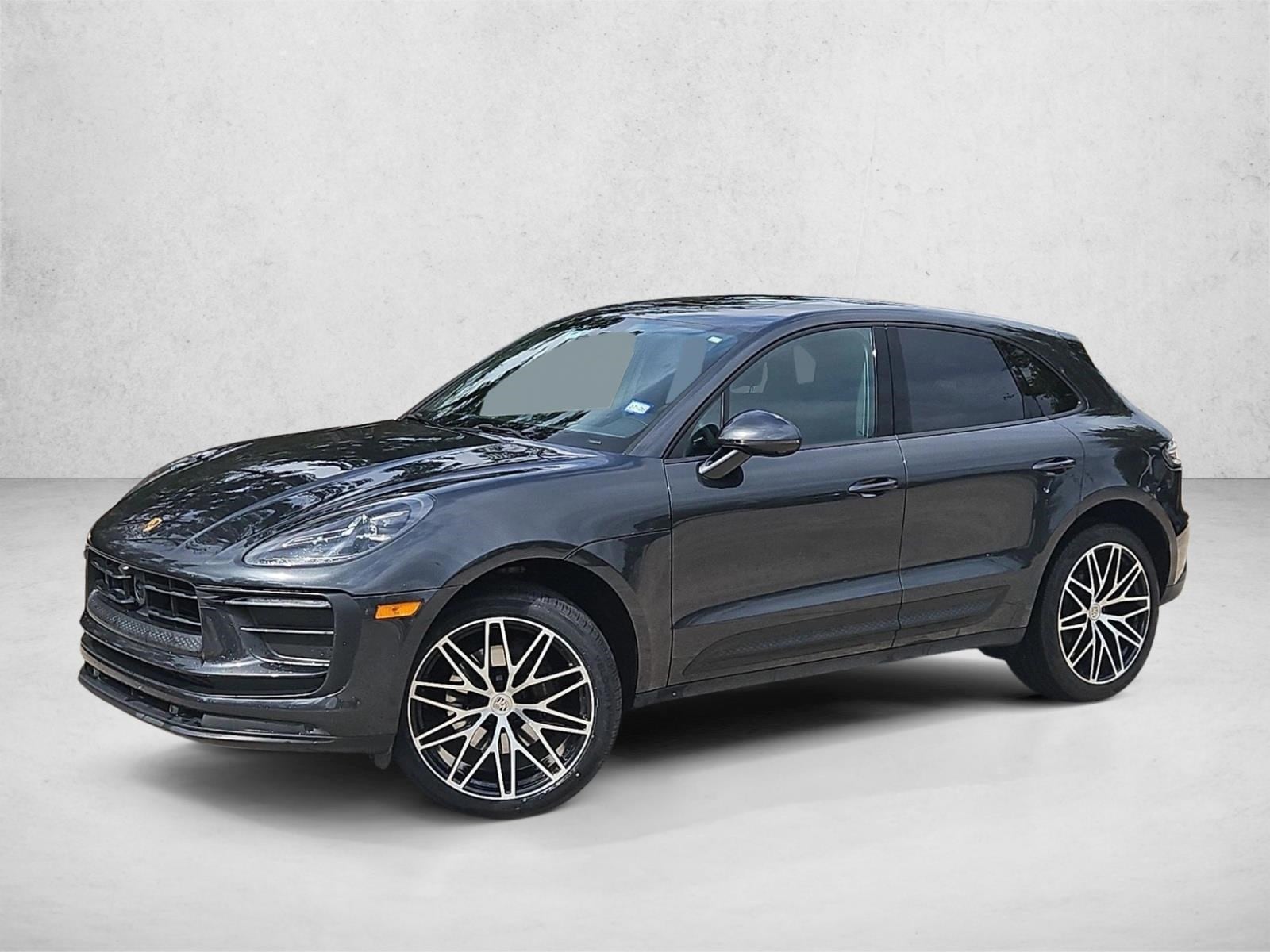 2023 Porsche Macan T