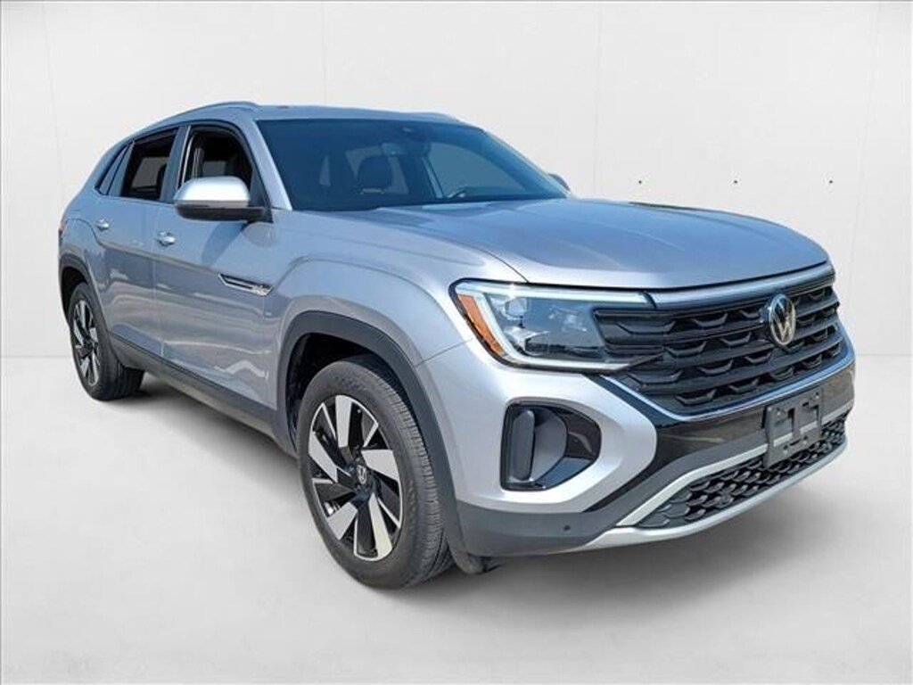 Used 2024 Volkswagen Atlas Cross Sport 2.0T SE w/Technology SUV