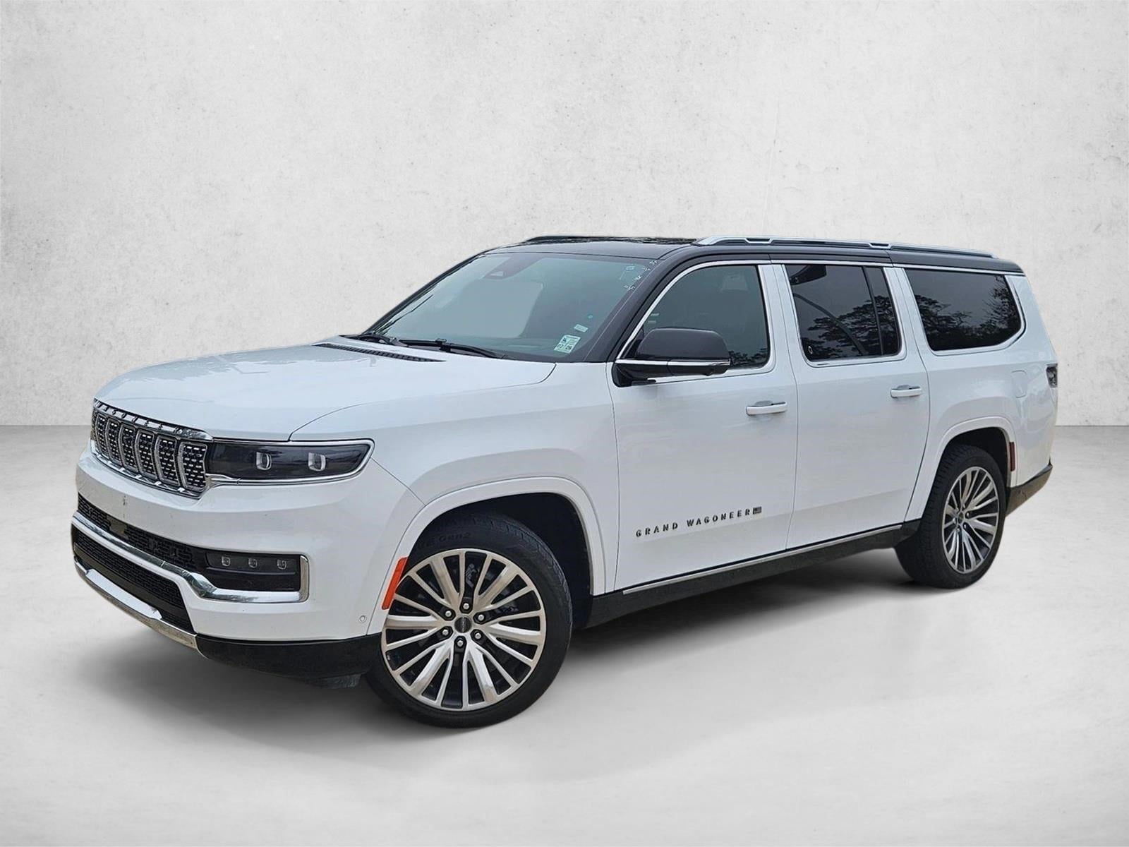 2024 Jeep Grand Wagoneer L Series III's photo