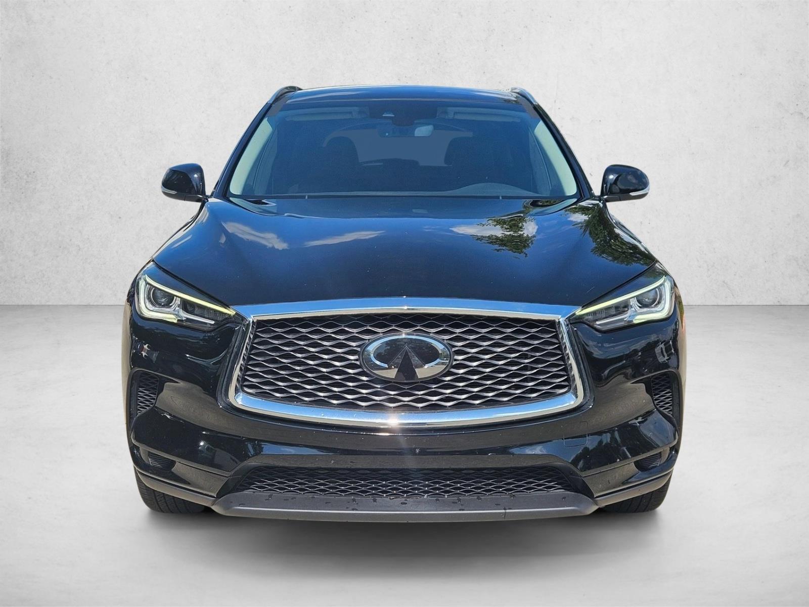 2023 Infiniti QX50 Luxe photo 2