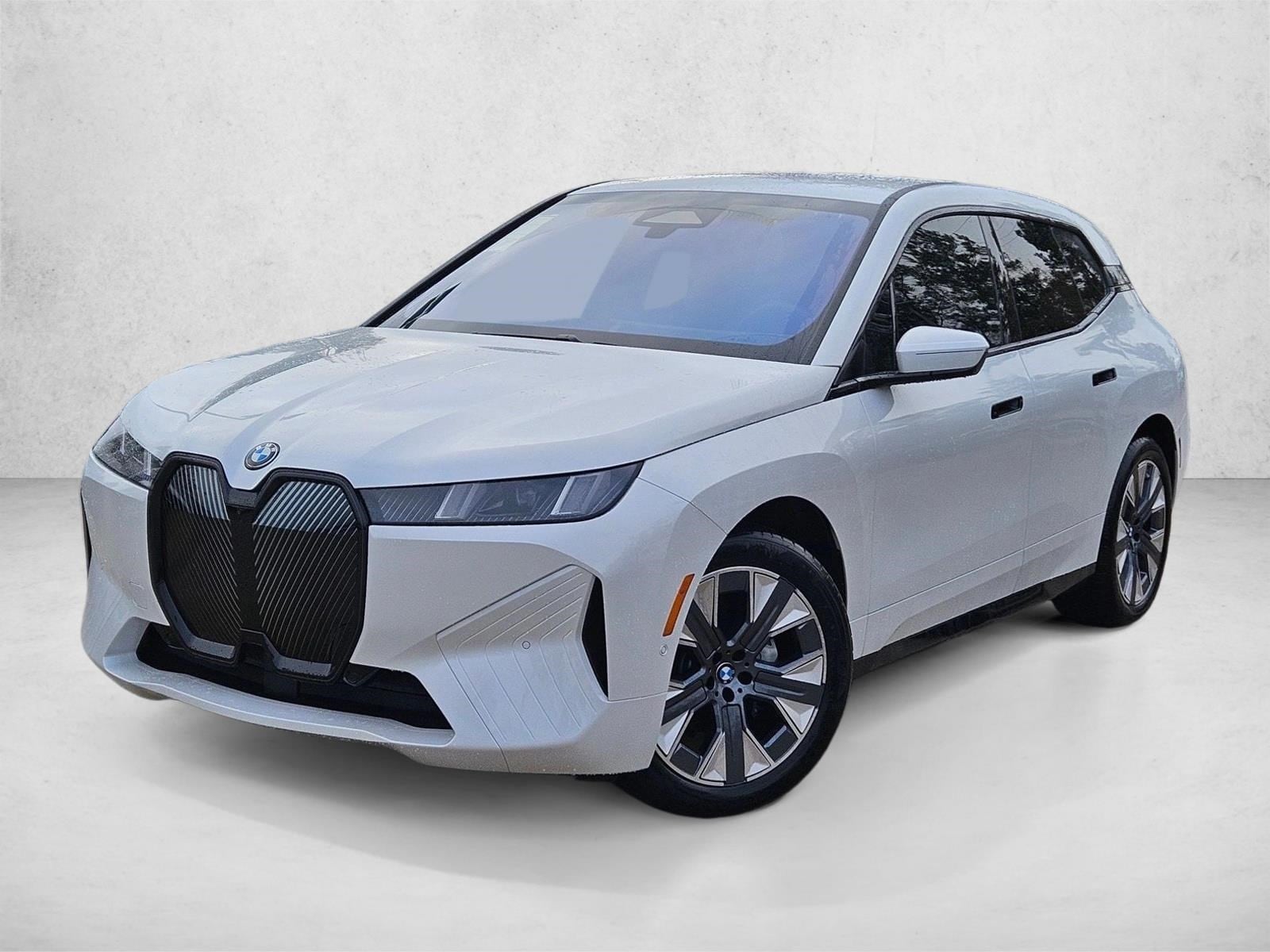 2026 BMW iX 45's photo