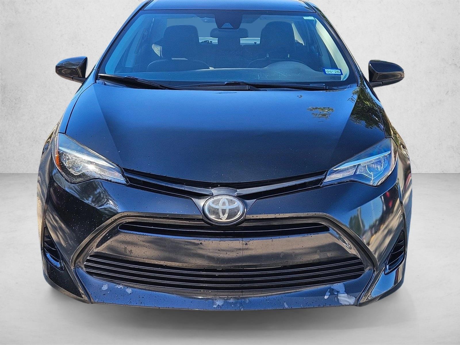 Used 2019 Toyota Corolla LE with VIN 5YFBURHE5KP946668 for sale in The Woodlands, TX