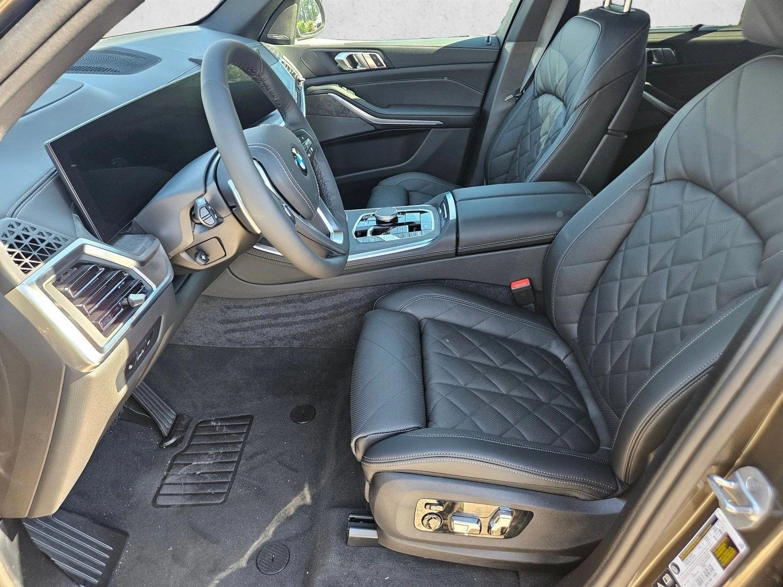 2026 BMW X5 40i - Photo 15