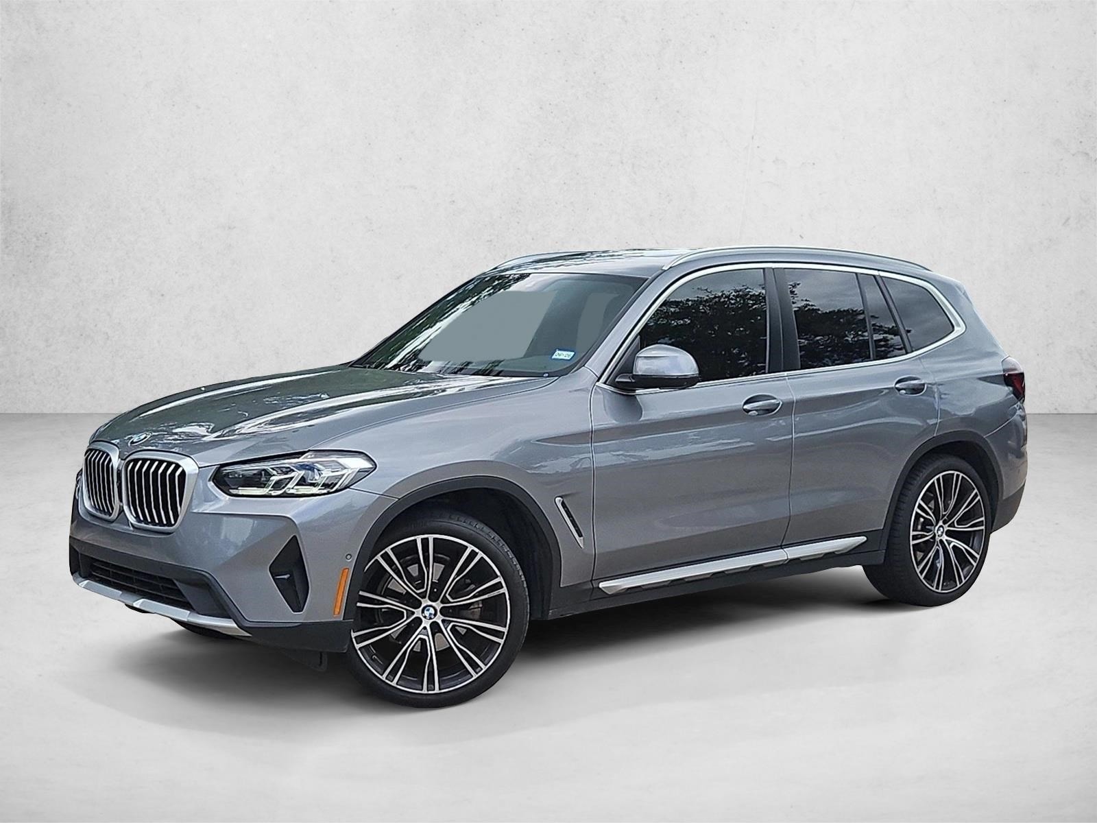 2023 BMW X3 sDrive30i's photo