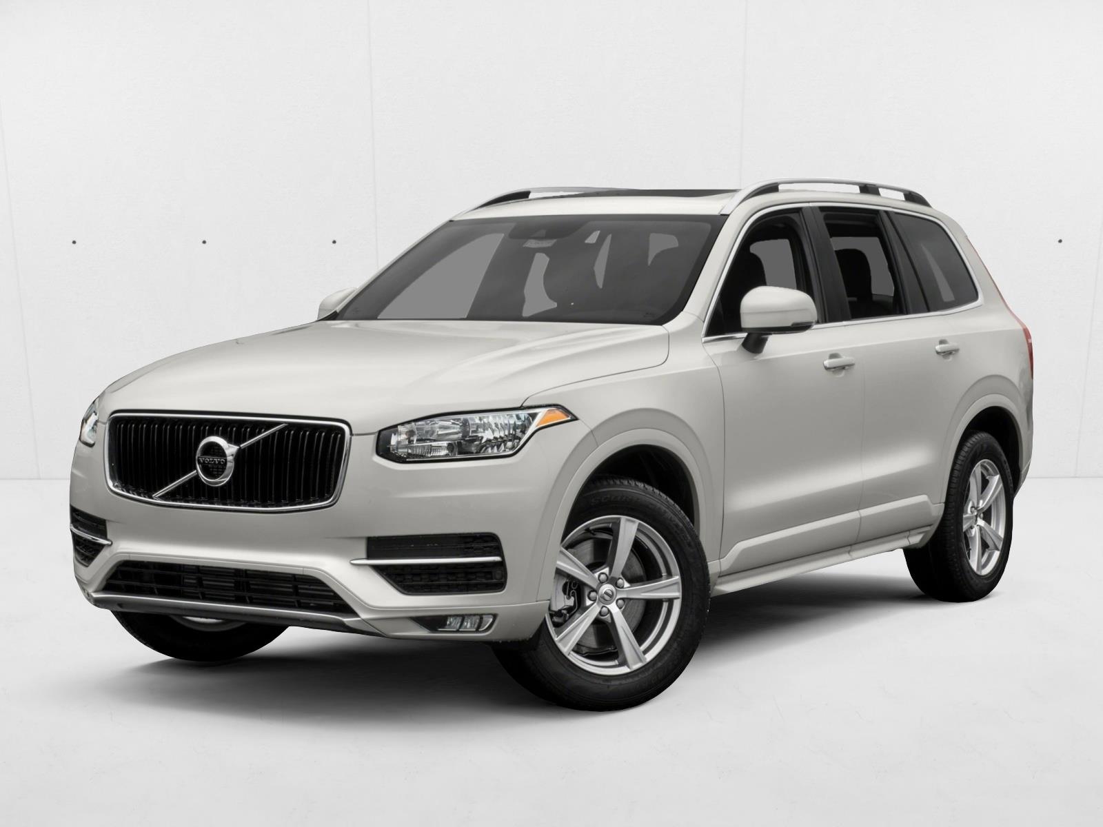 2017 Volvo XC90 Momentum