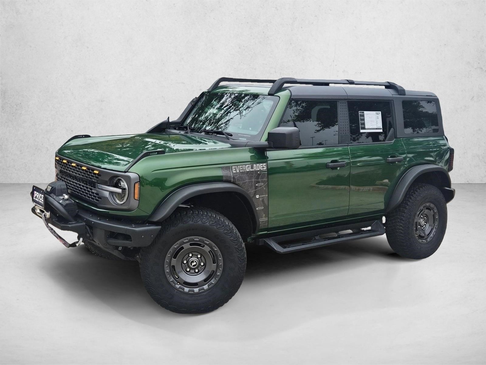 2024 Ford Bronco 4-Door Everglades's photo