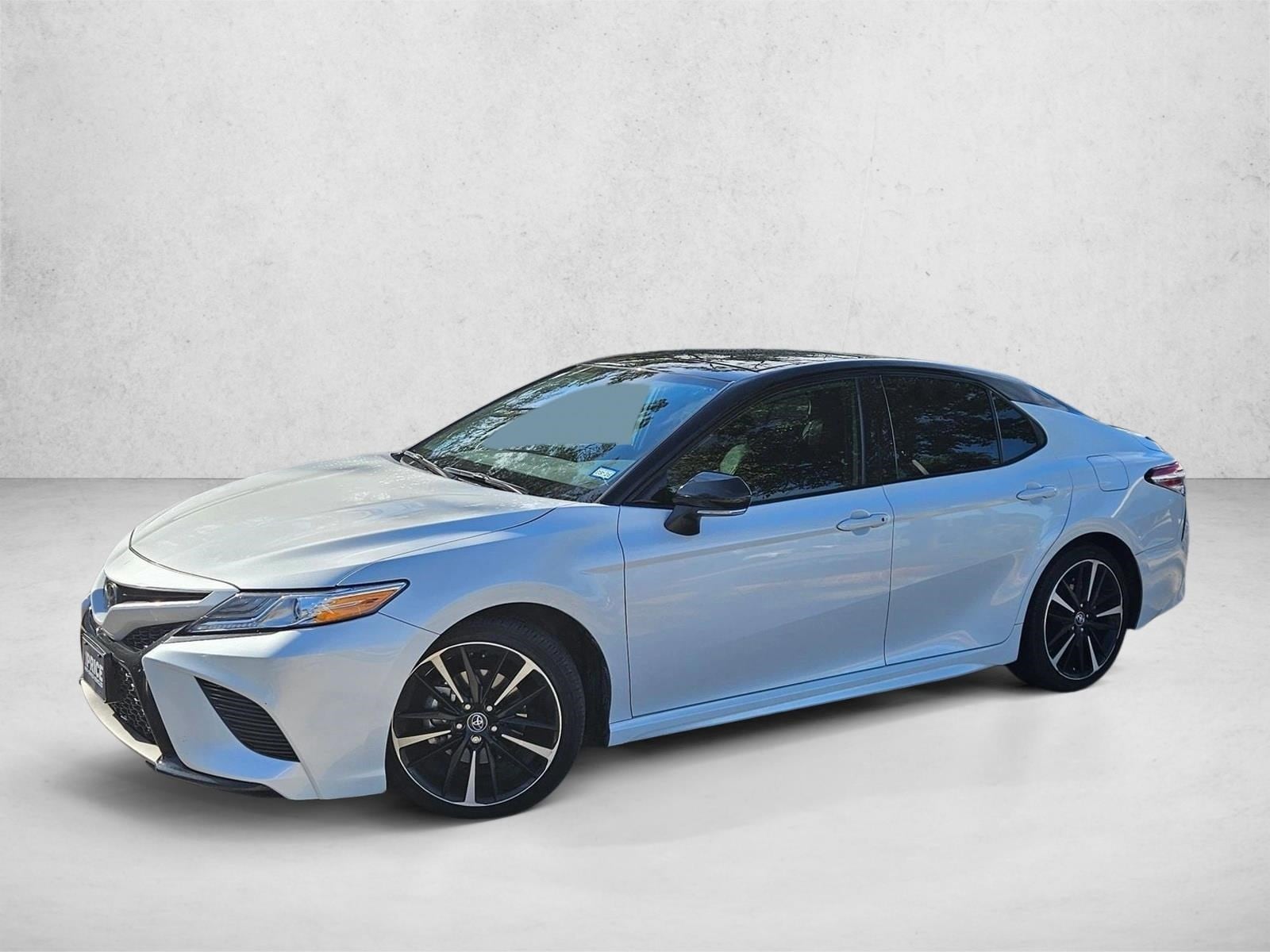 2020 Toyota Camry XSE's photo