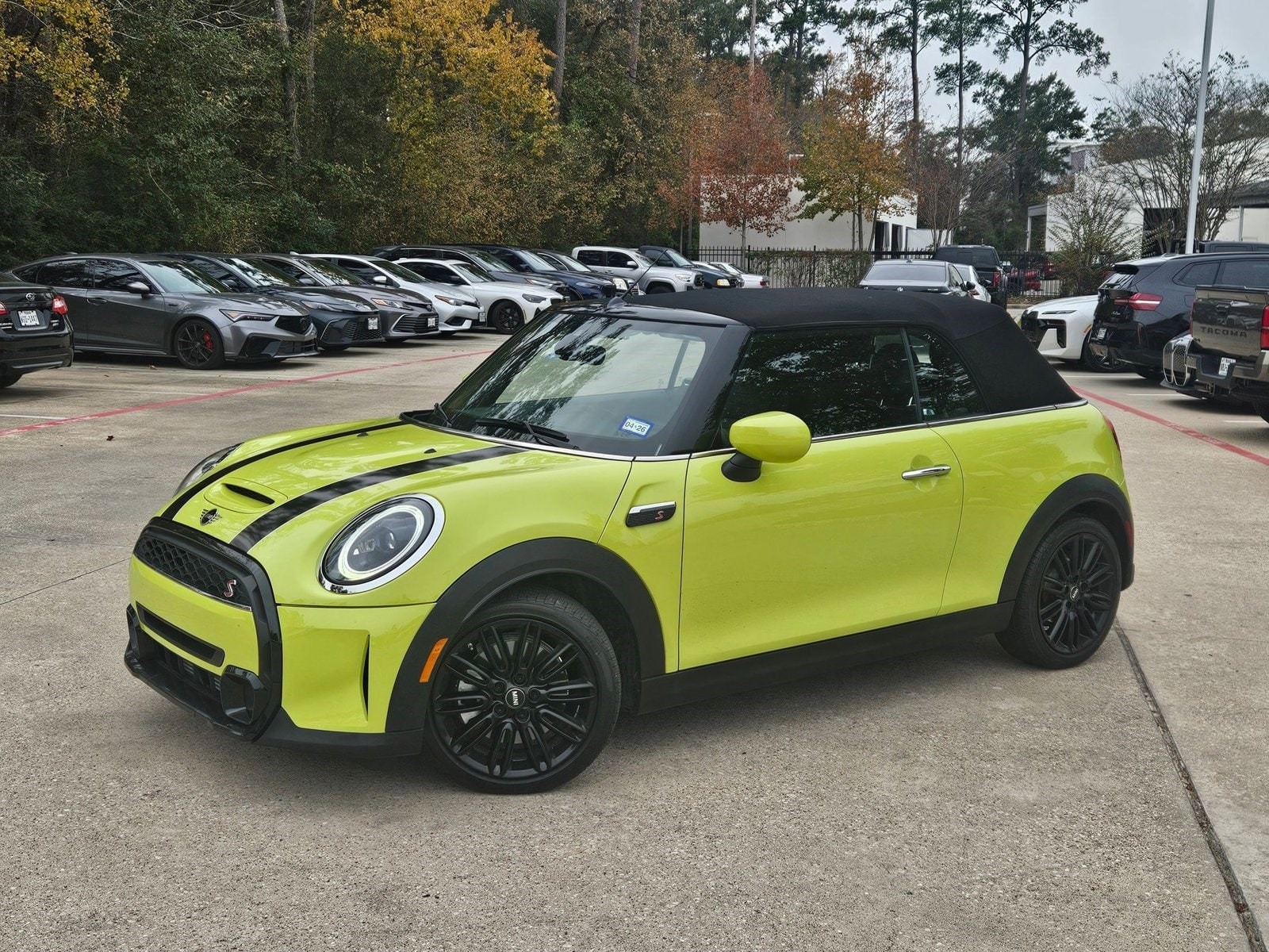 2022 MINI Convertible S's photo