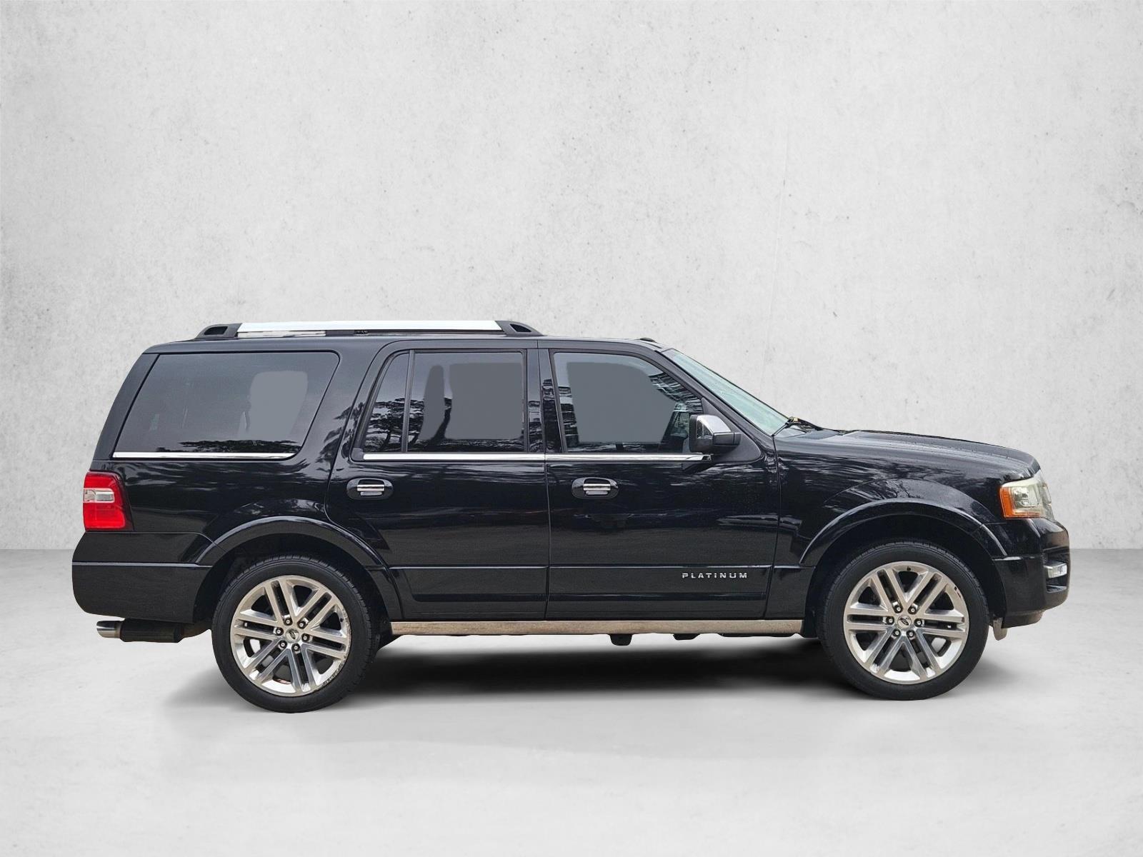 2017 Ford Expedition Platinum photo 4