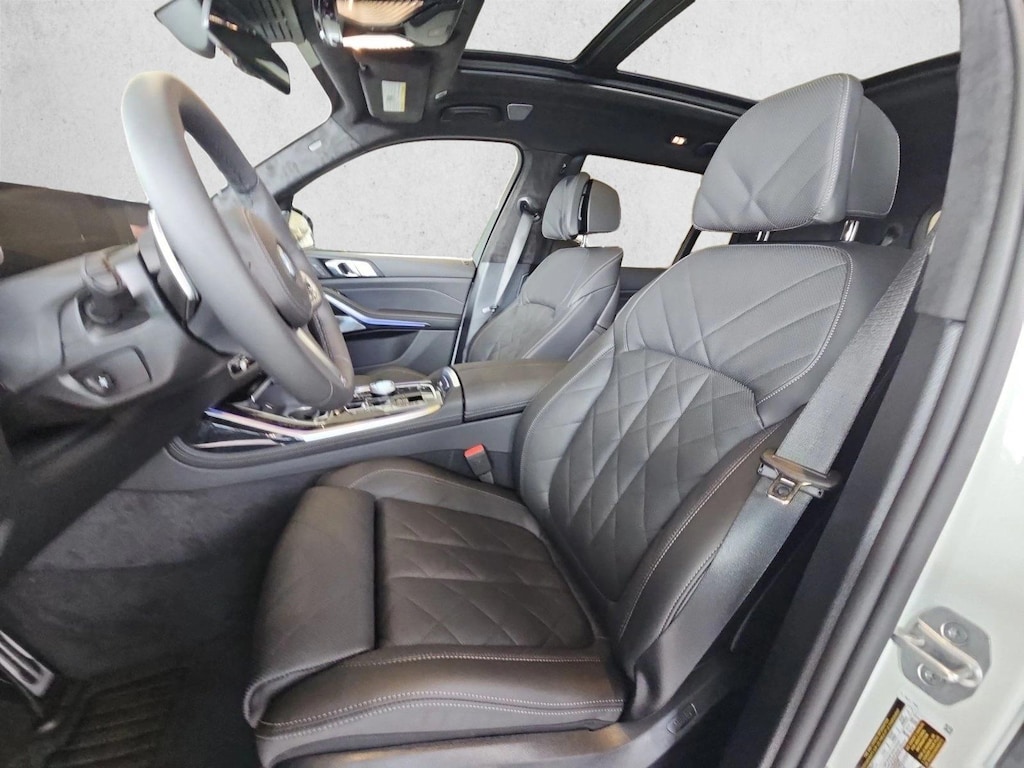 New 2027 BMW X7 xDrive40i SUV
