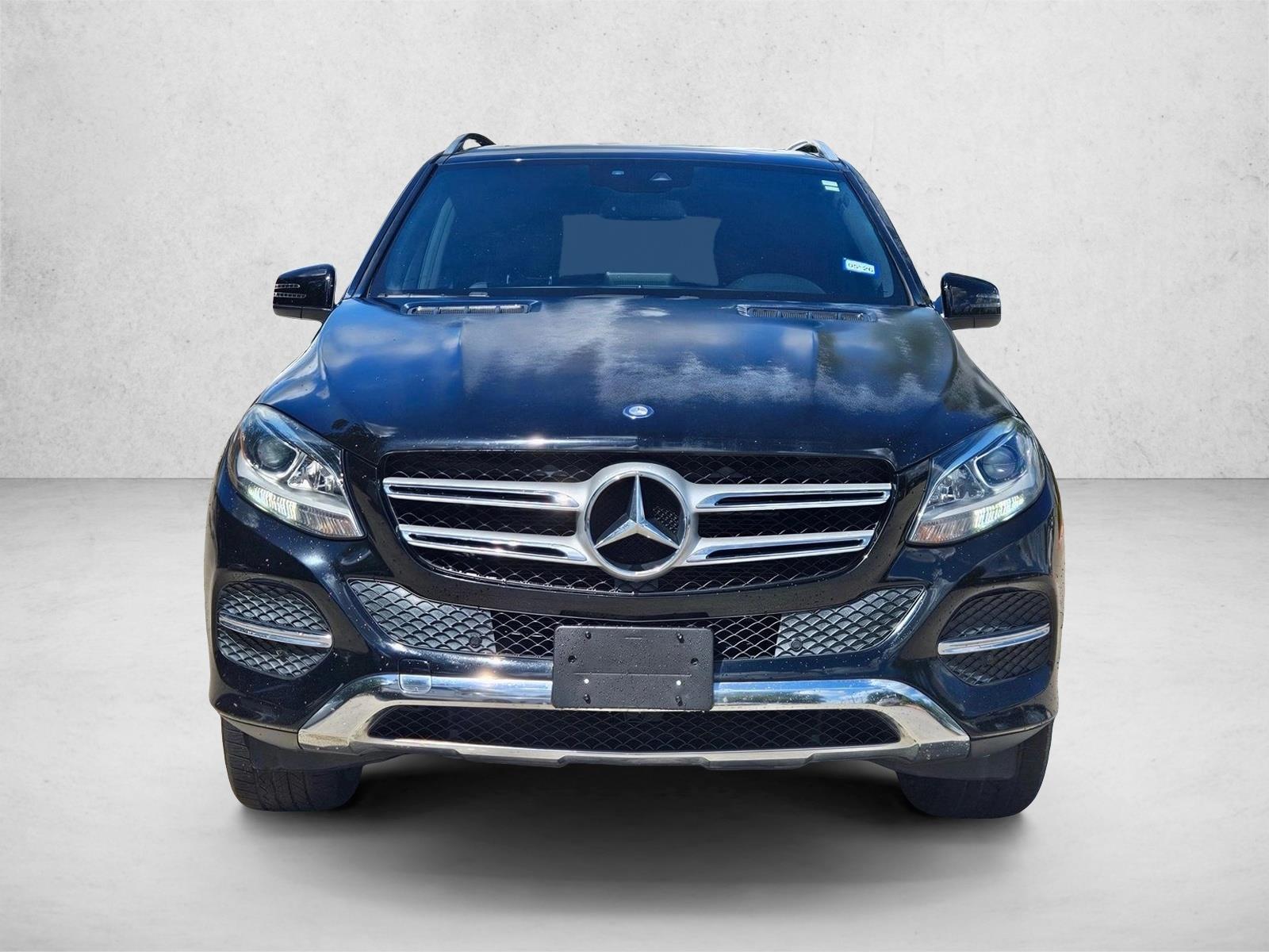 2016 Mercedes Benz GLE 350 4MATIC photo 2
