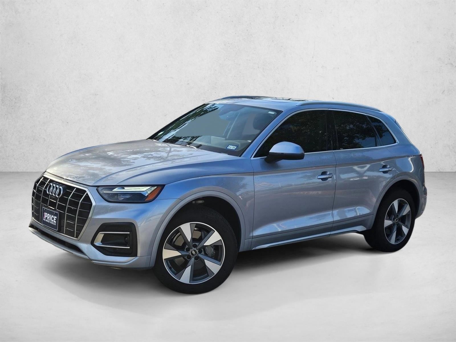 2023 Audi Q5 Premium Plus's photo