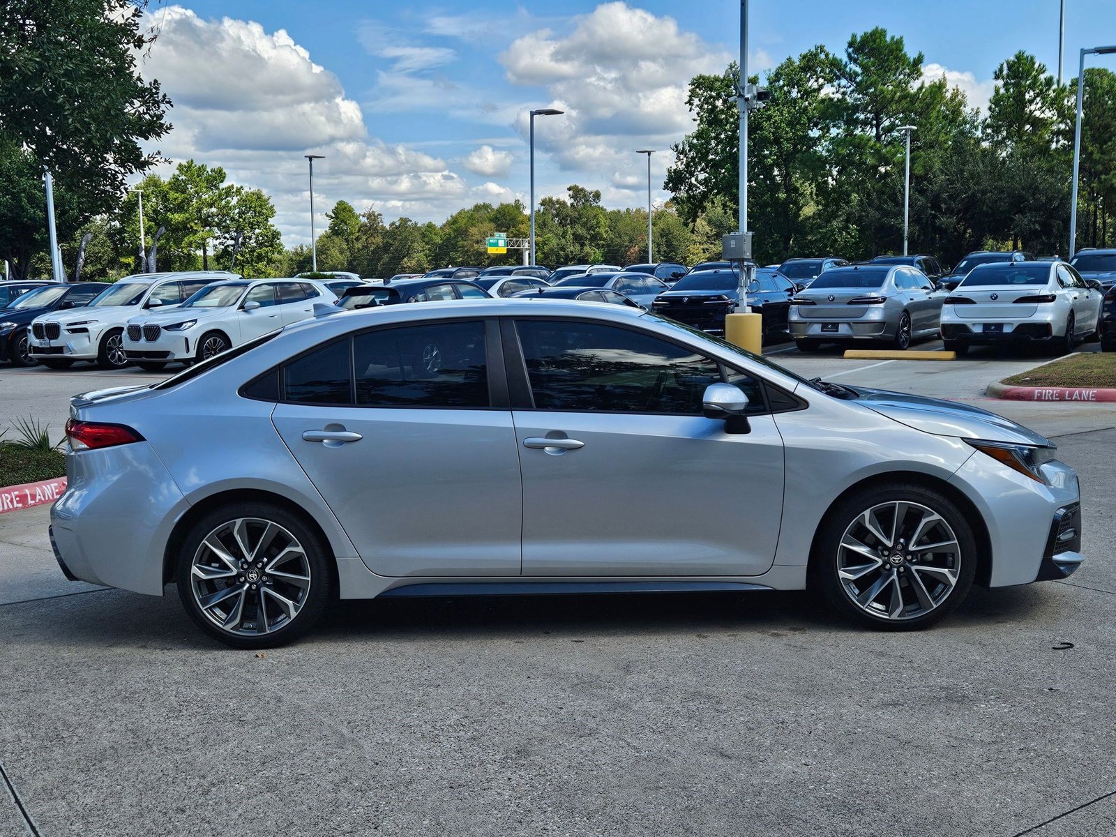 2021 Toyota Corolla SE photo 4