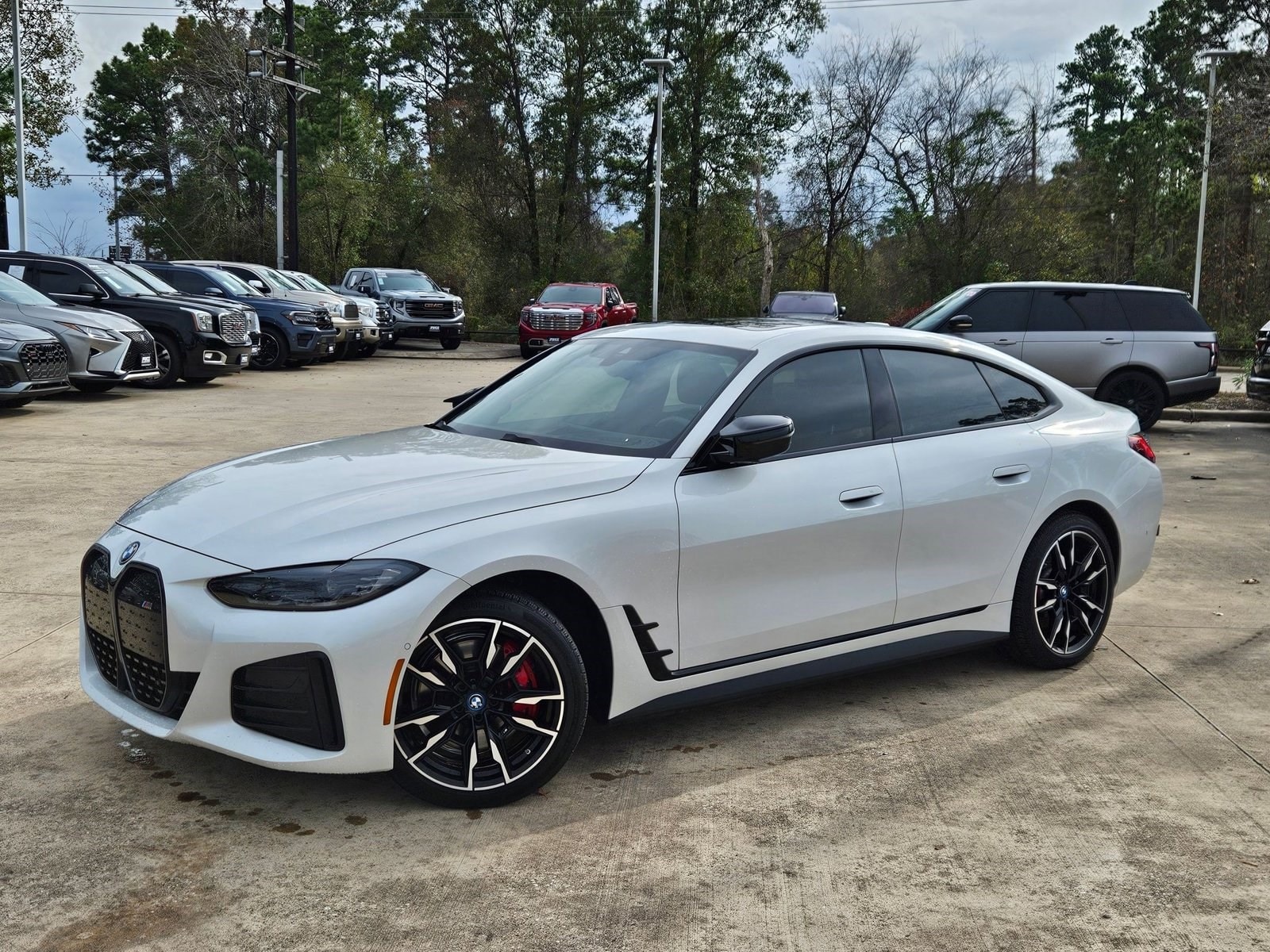 2024 BMW i4 M50's photo