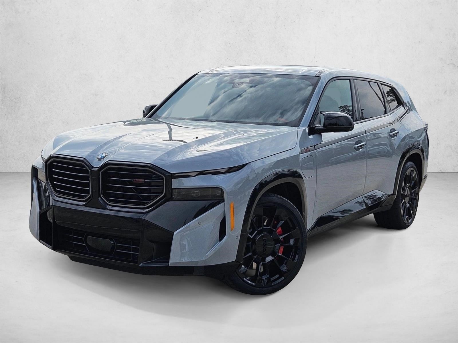 2026 BMW XM Base's photo