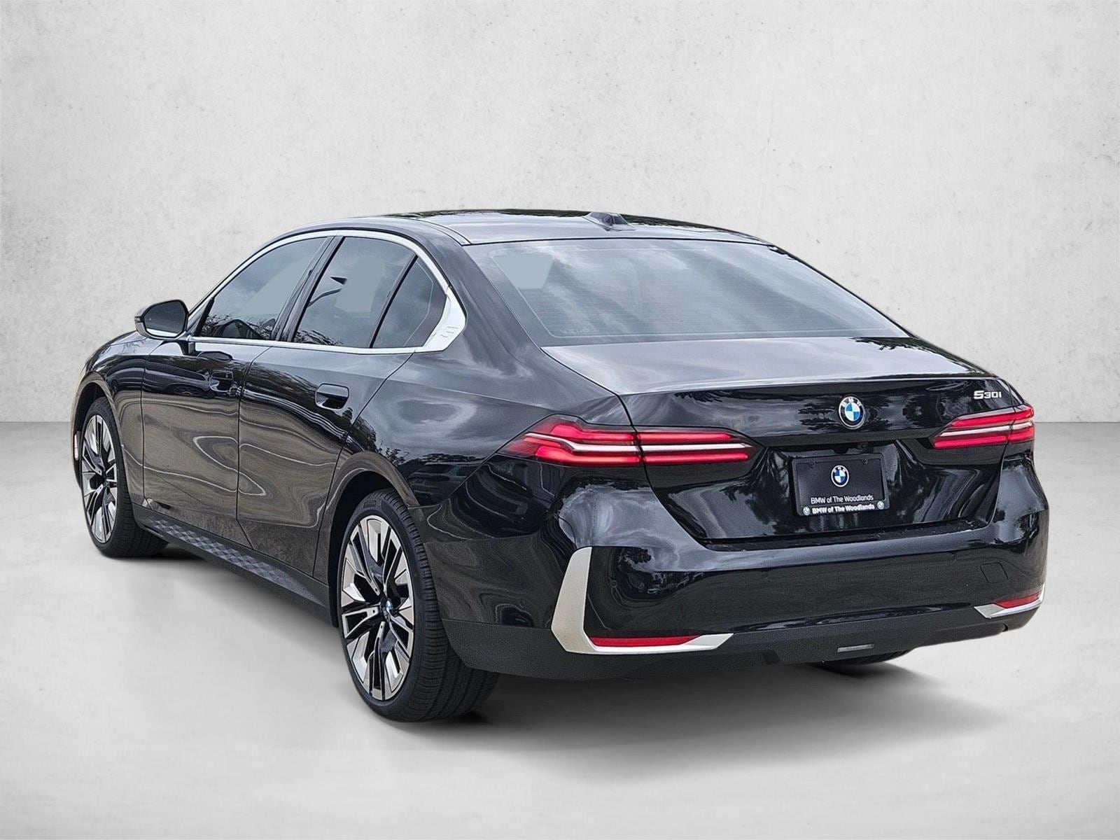 2026 BMW 5 Series 530i - Photo 7