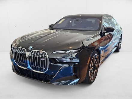 2025 BMW i7 M70 Sedan