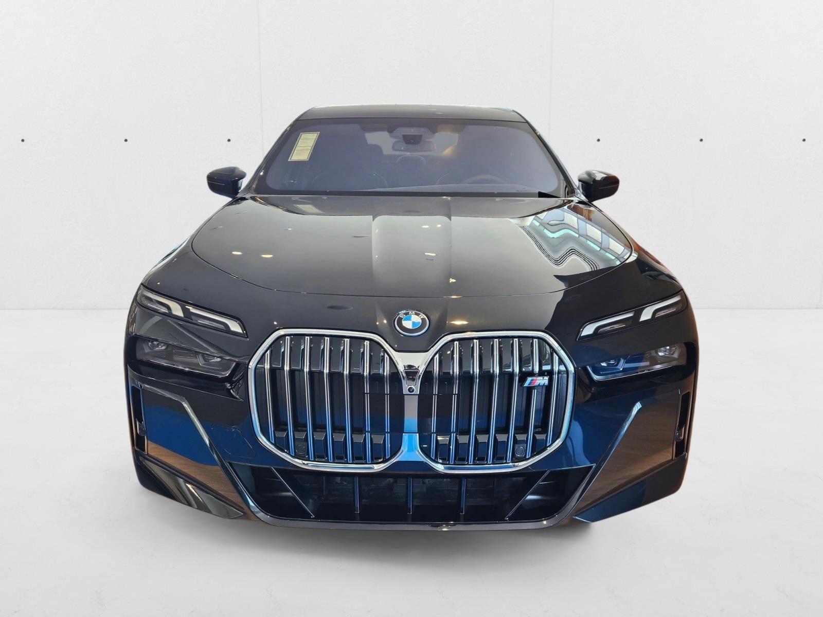 Used 2025 BMW i7 M70 with VIN WBY83EH01SCV13589 for sale in The Woodlands, TX