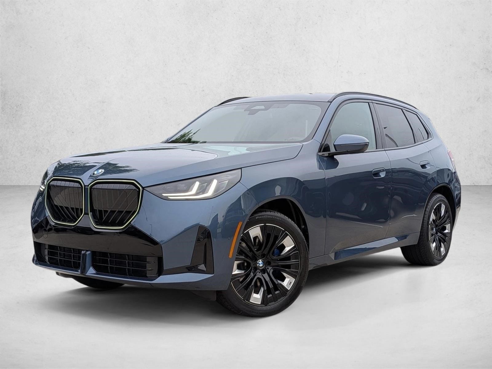 2026 BMW X3 30 XDRIVE's photo