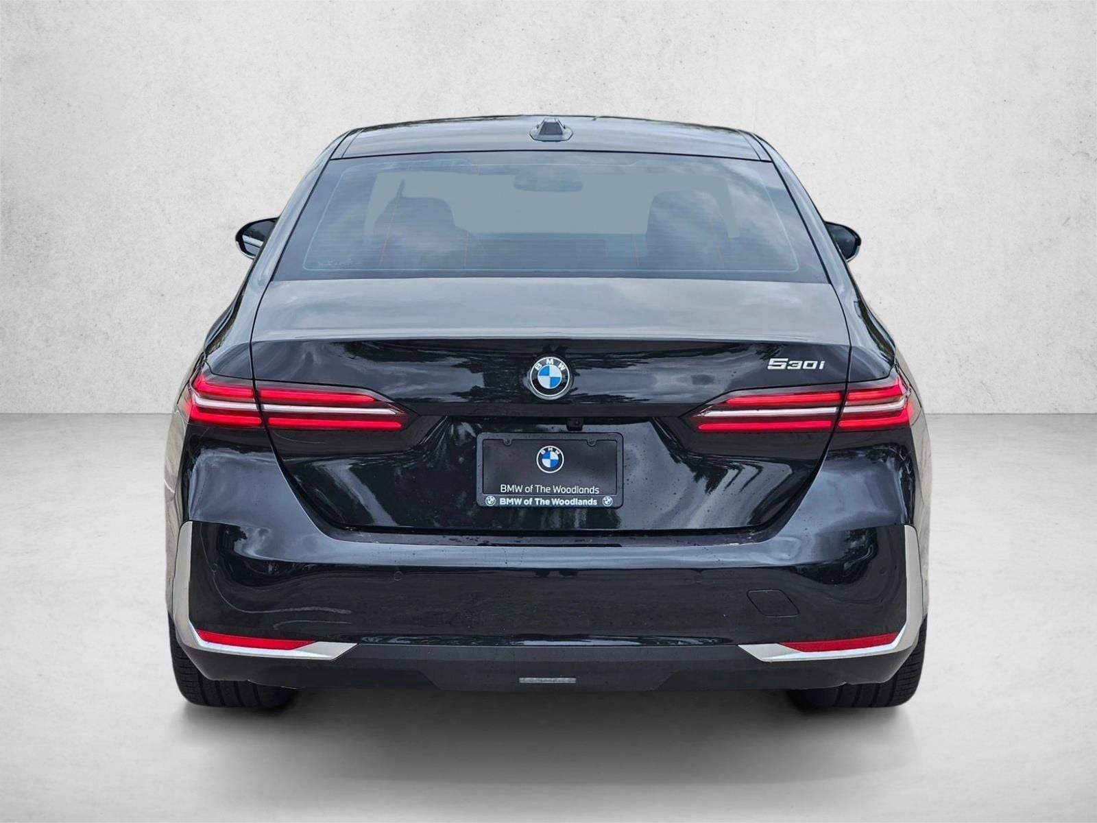 2026 BMW 5 Series 530i - Photo 6