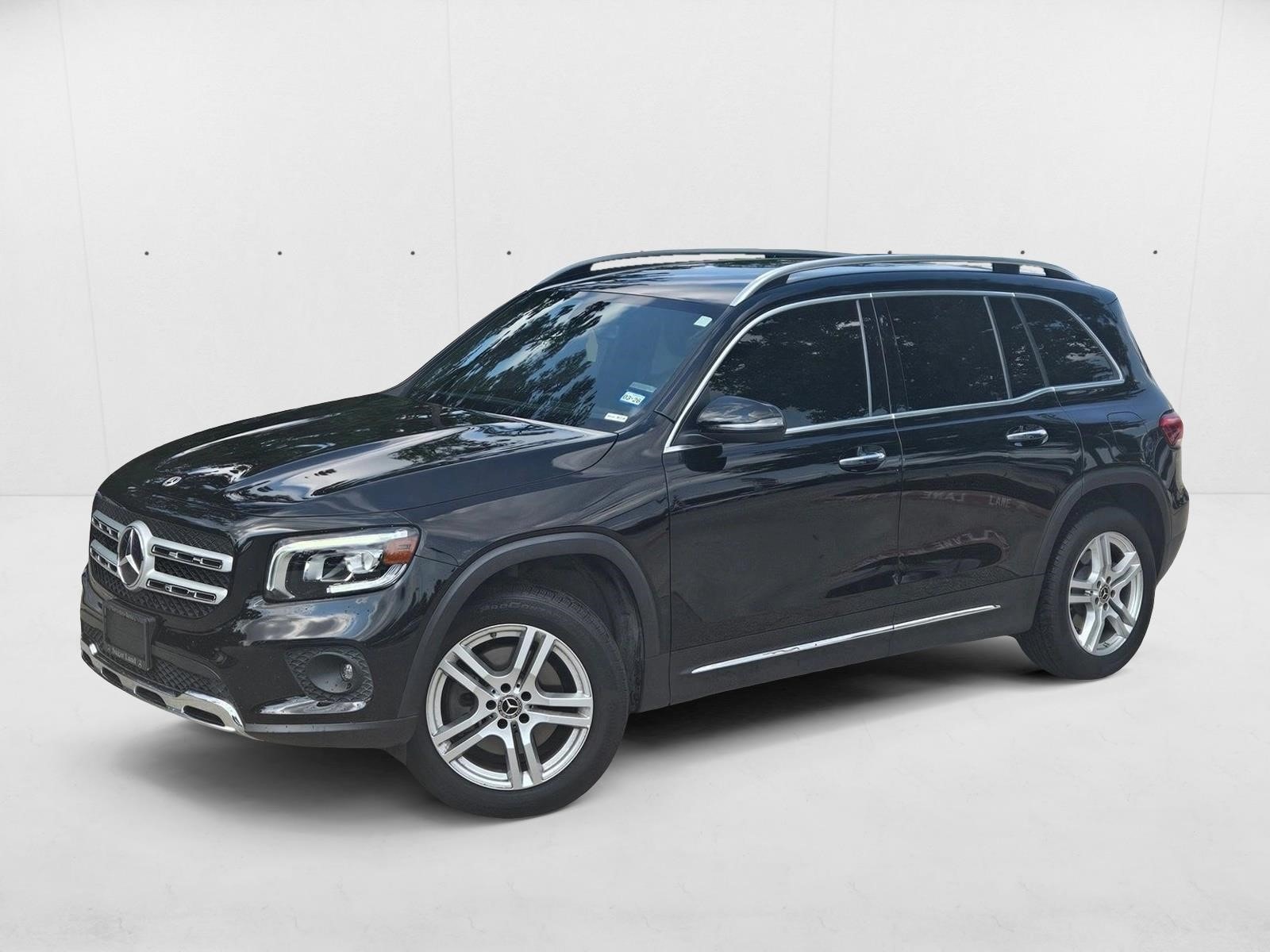 2022 Mercedes-Benz GLB's photo