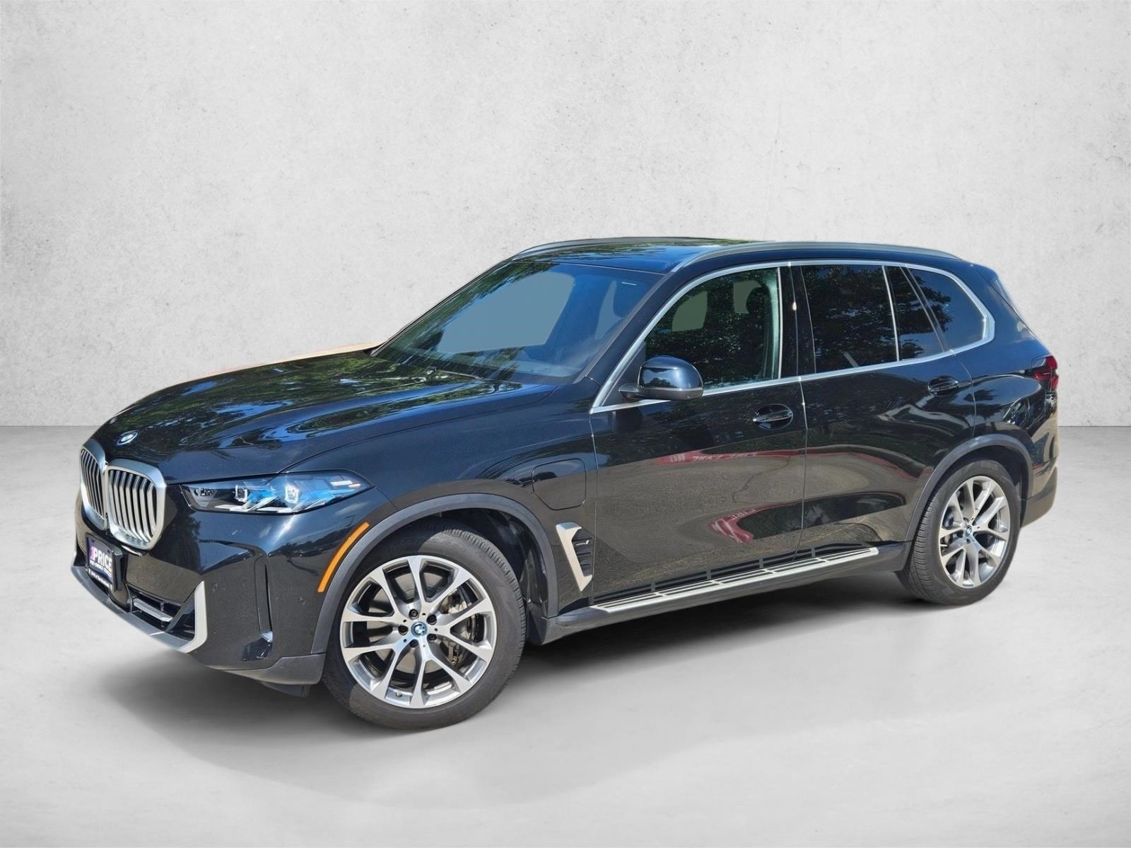 2024 BMW X5 50e's photo