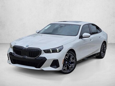 2026 BMW 530i Sedan