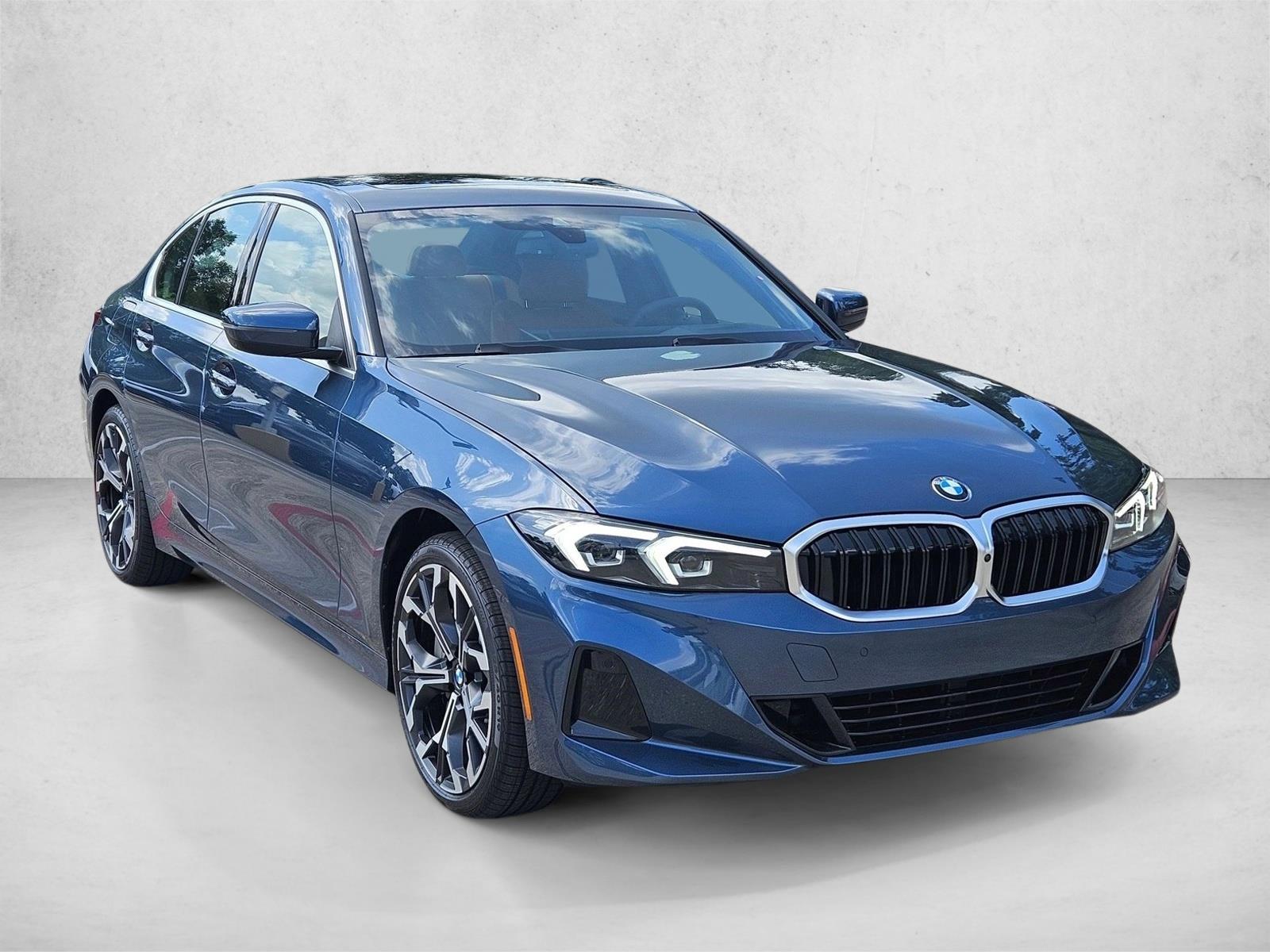 2025 Bmw 330i Sedan photo 3