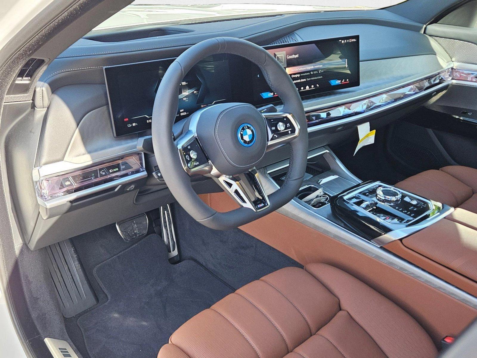 2025 BMW i7 50 - Photo 9
