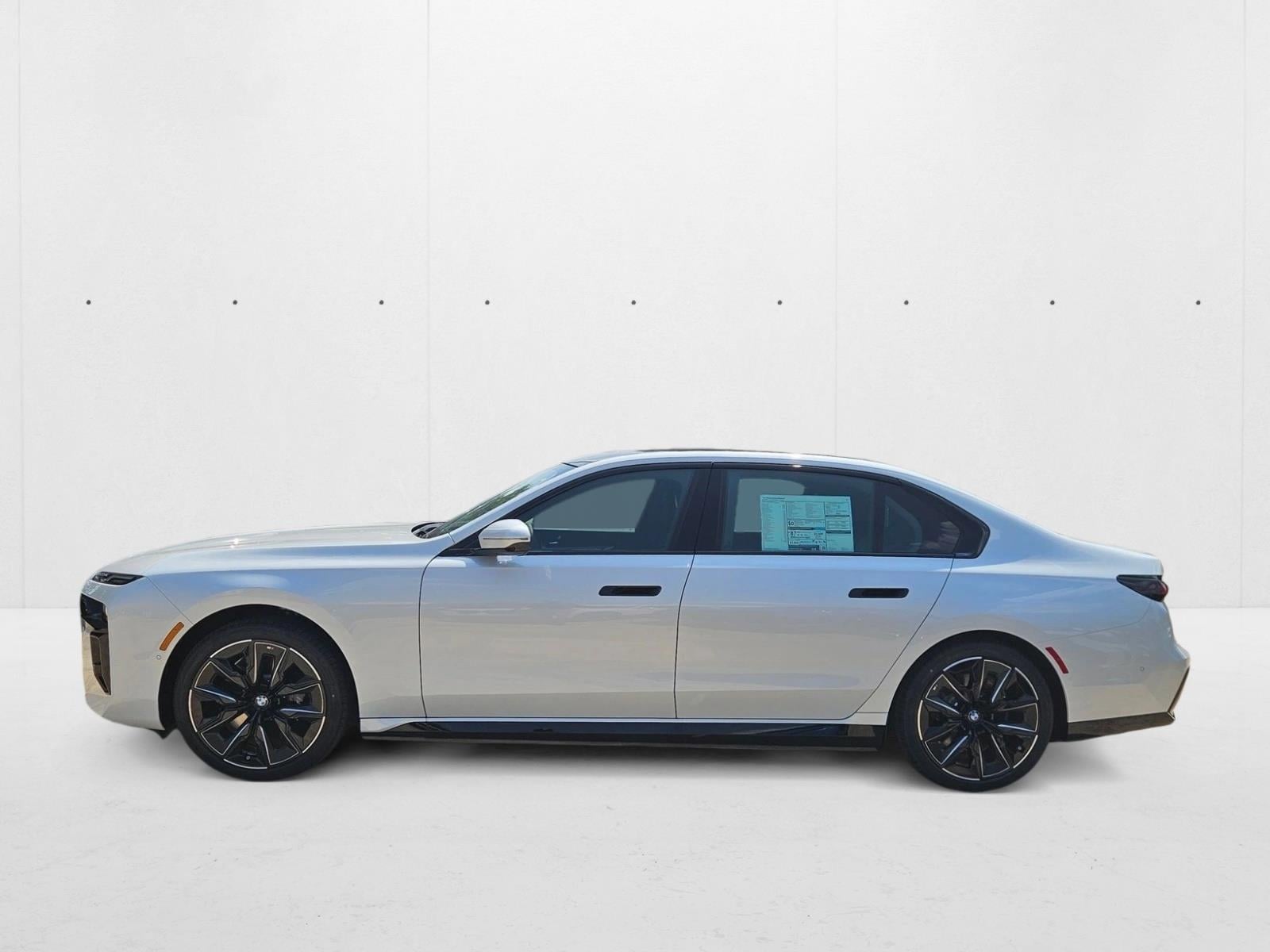 2026 BMW i7 50 - Photo 7