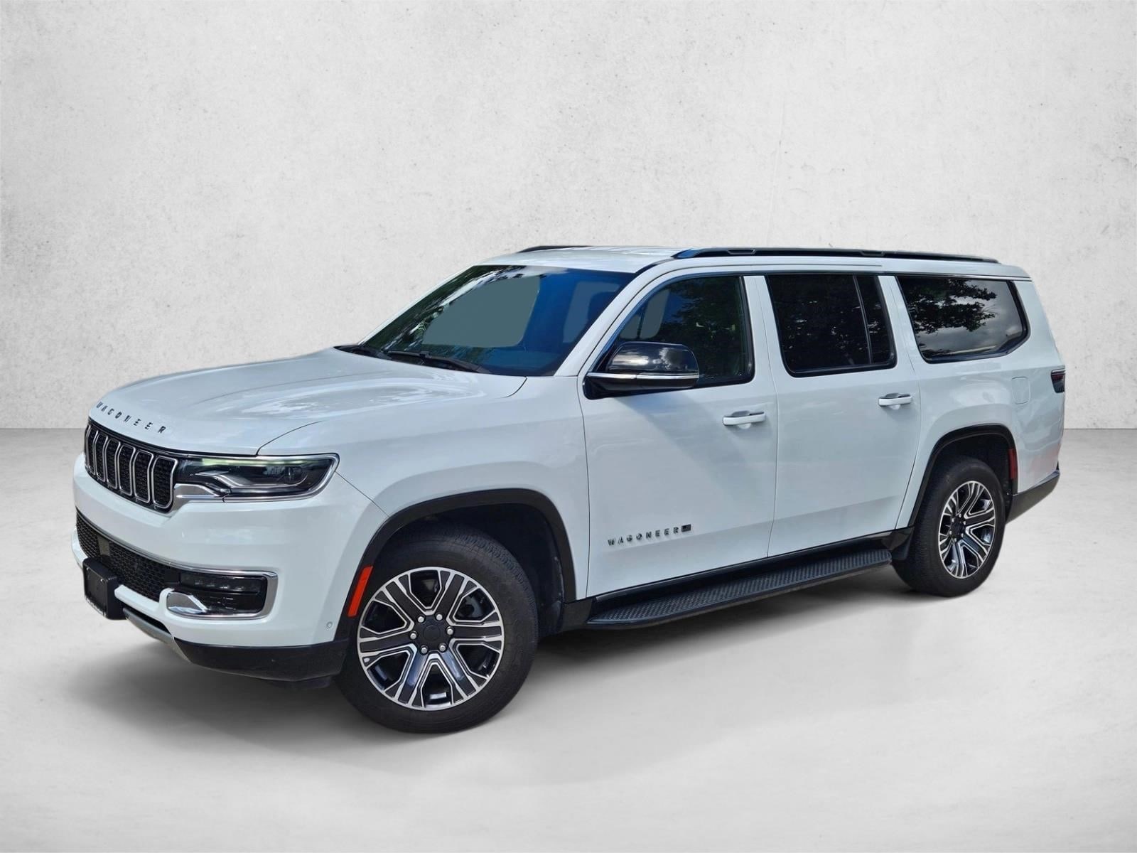 2024 Jeep Wagoneer L Series II's photo