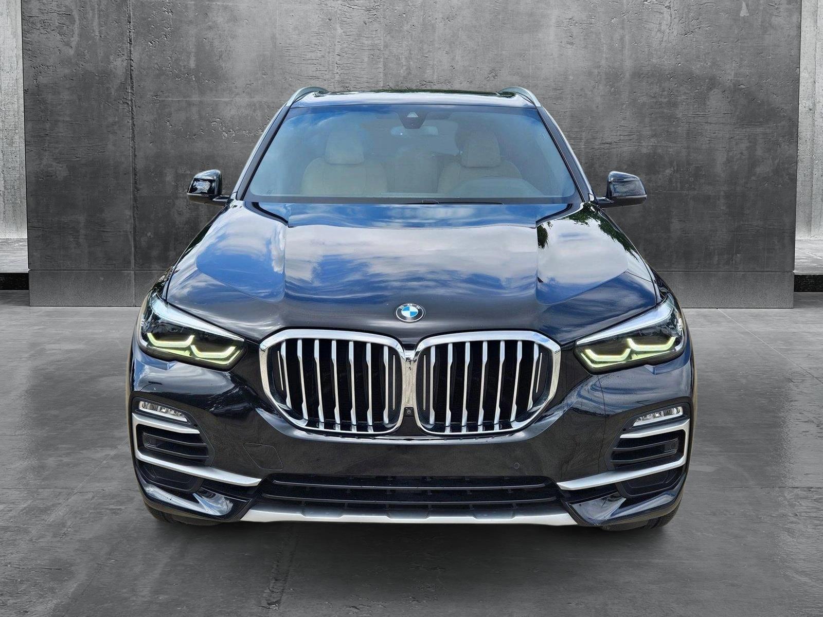 Used 2021 BMW X5 40i with VIN 5UXCR4C04M9E51733 for sale in The Woodlands, TX