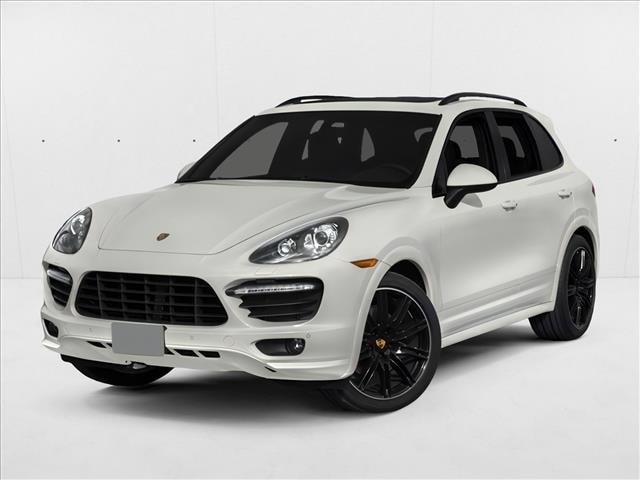 2014 Porsche Cayenne GTS's photo